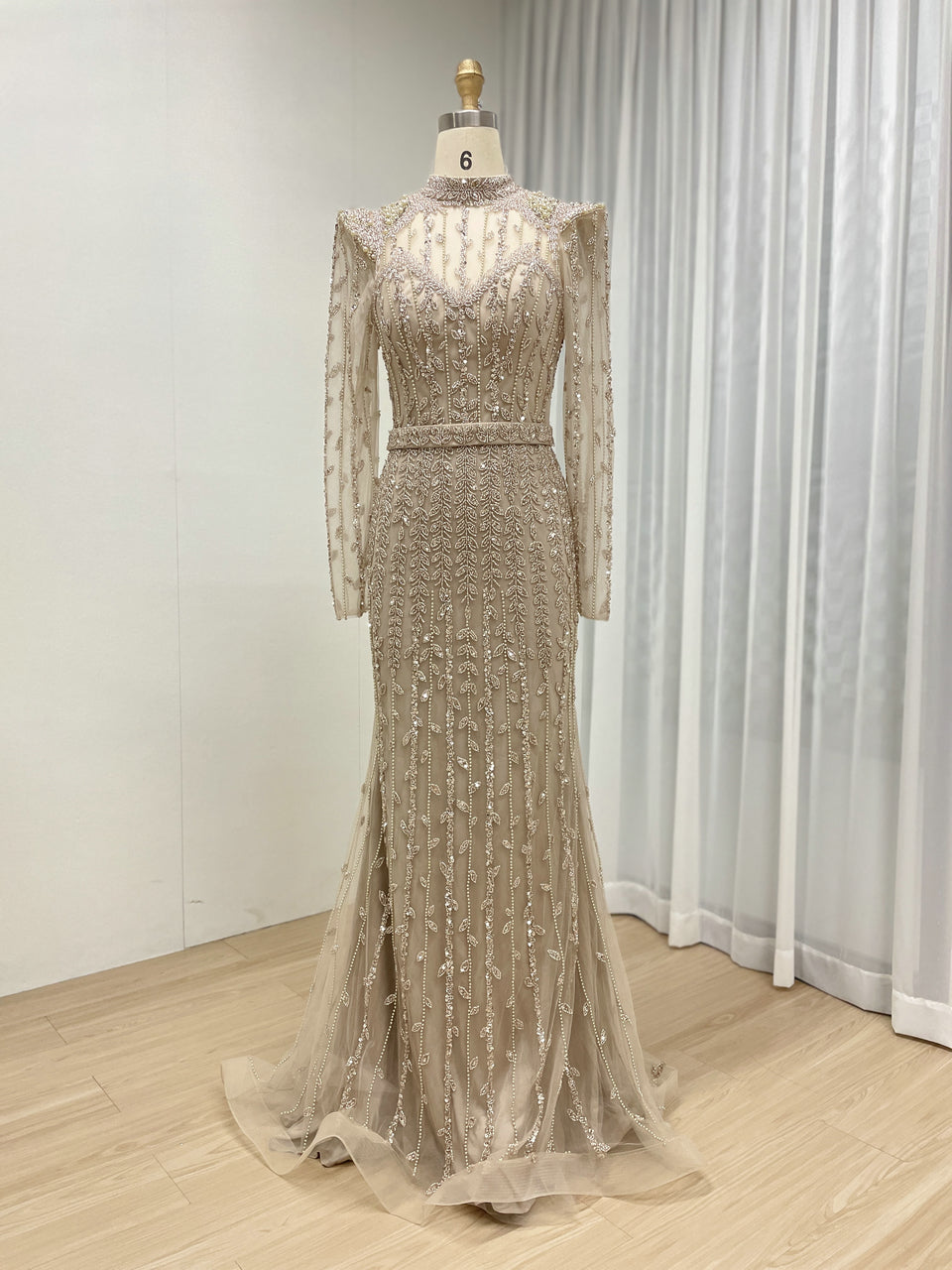 Elegant Handmade Beading Halter Neck 2025 Long Sleeve Wedding Party Mother Dress MB40388