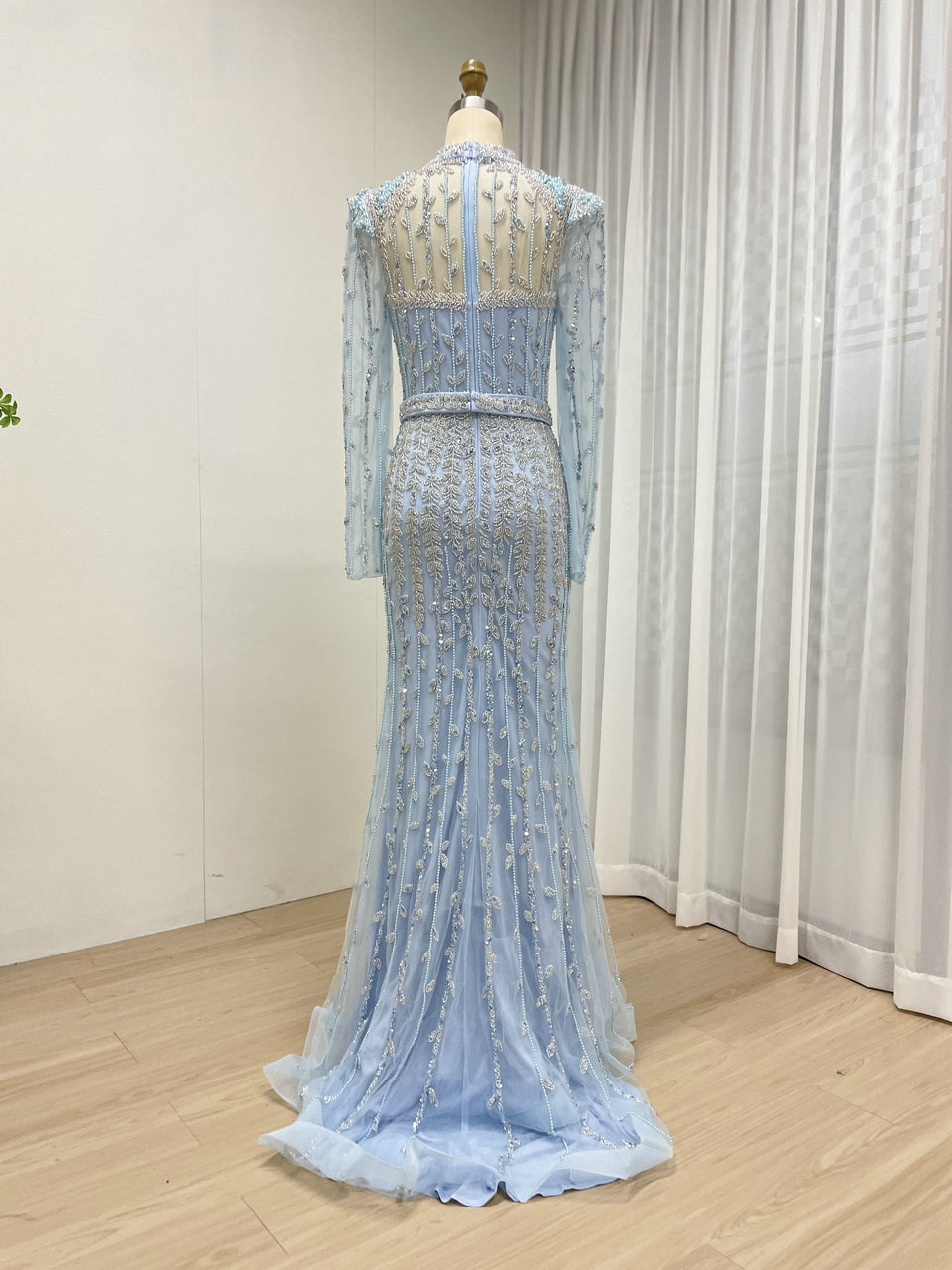 Elegant Handmade Beading Halter Neck 2025 Long Sleeve Wedding Party Mother Dress MB40388