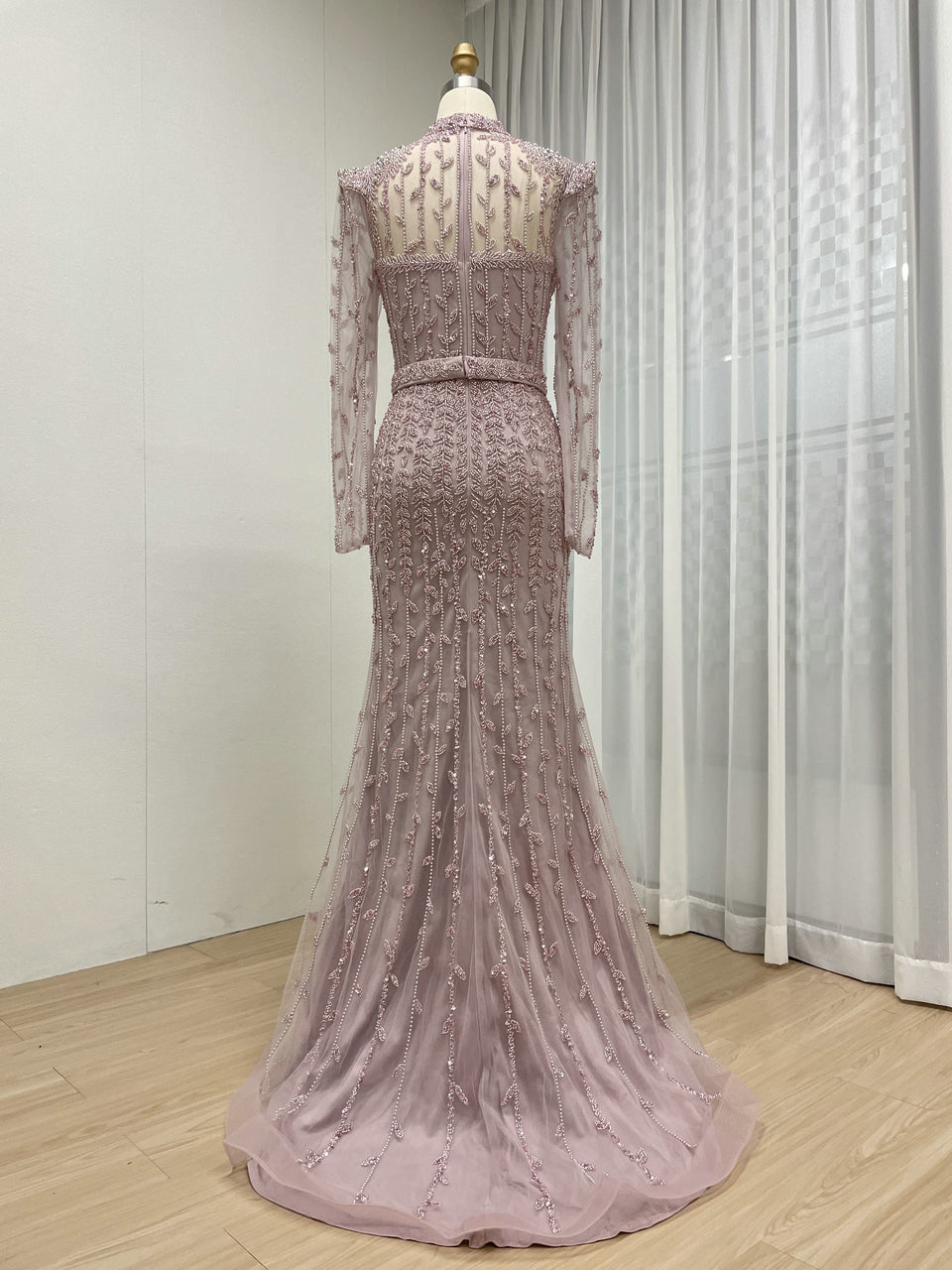 Elegant Handmade Beading Halter Neck 2025 Long Sleeve Wedding Party Mother Dress MB40388