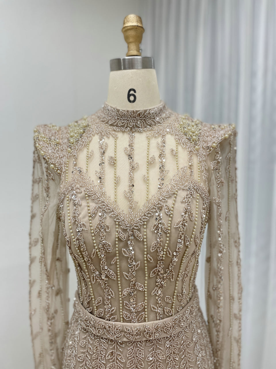 Elegant Handmade Beading Halter Neck 2025 Long Sleeve Wedding Party Mother Dress MB40388