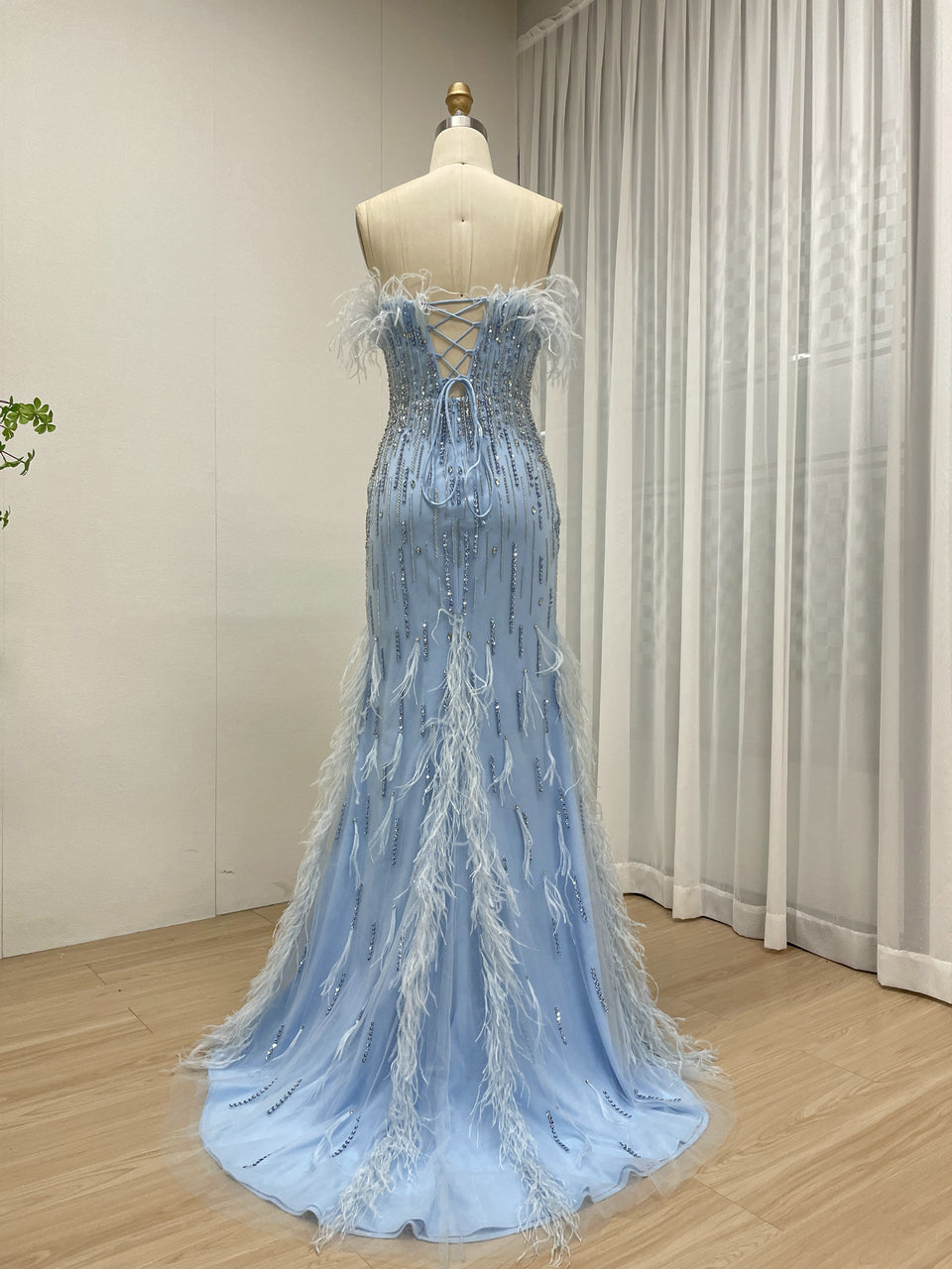 Classy Feather Neckline High Slit Prom Evening Dress Embellished Luxury Handmade Beaded for Formal Occasion MB40403
