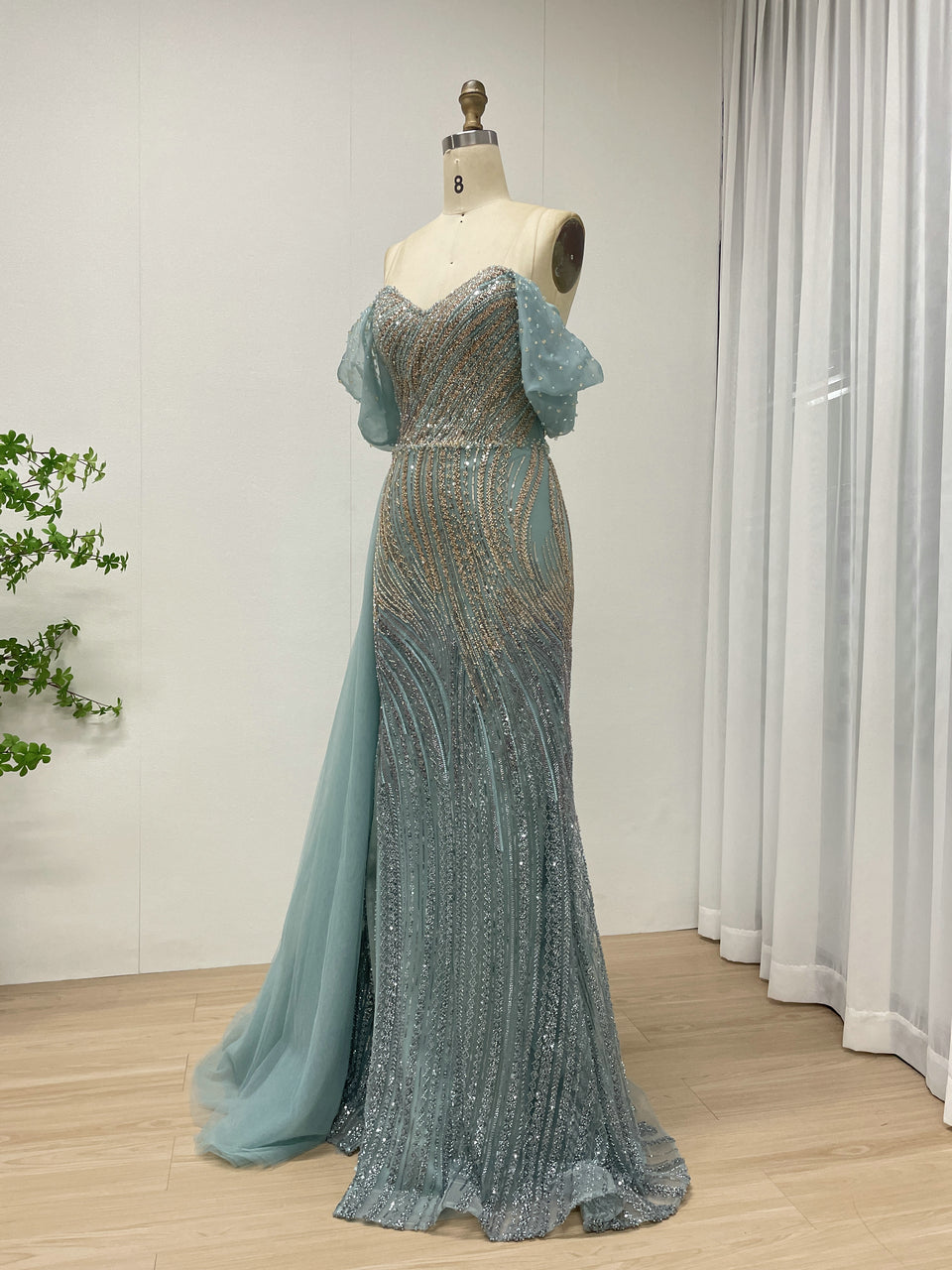 Green Luxurious Sweetheart Off Shoulder Prom Dresses with High Split for Women Dress Plus Size MB40419