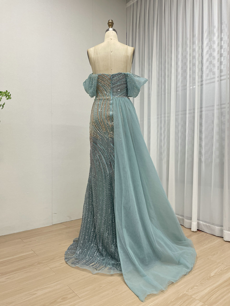 Green Luxurious Sweetheart Off Shoulder Prom Dresses with High Split for Women Dress Plus Size MB40419