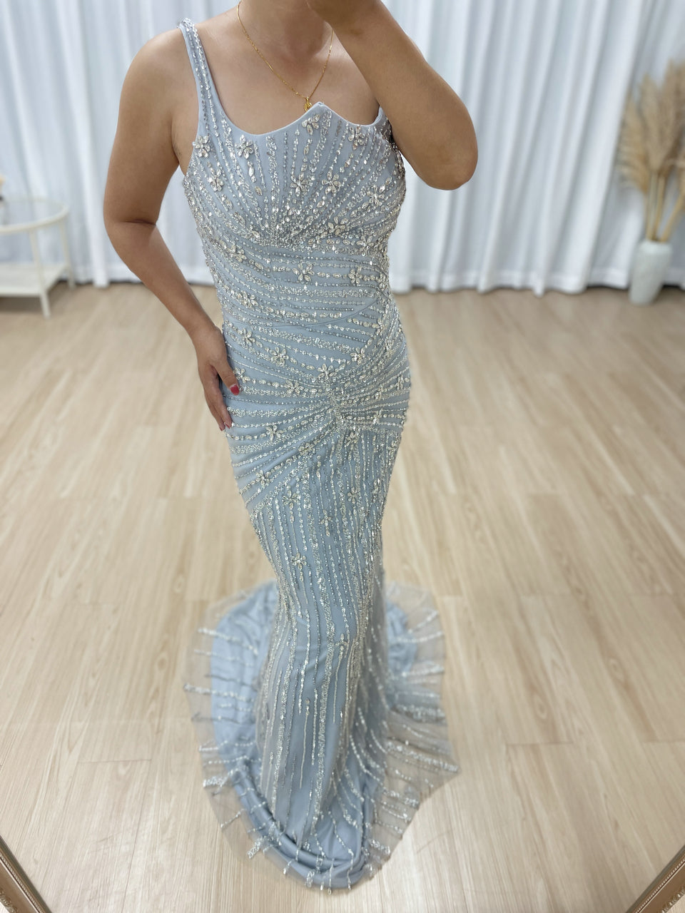 Luxury Silver Gowns for Women With Cape Sleeve Handmade Beading Long Mermaid Wedding Dress MB40420