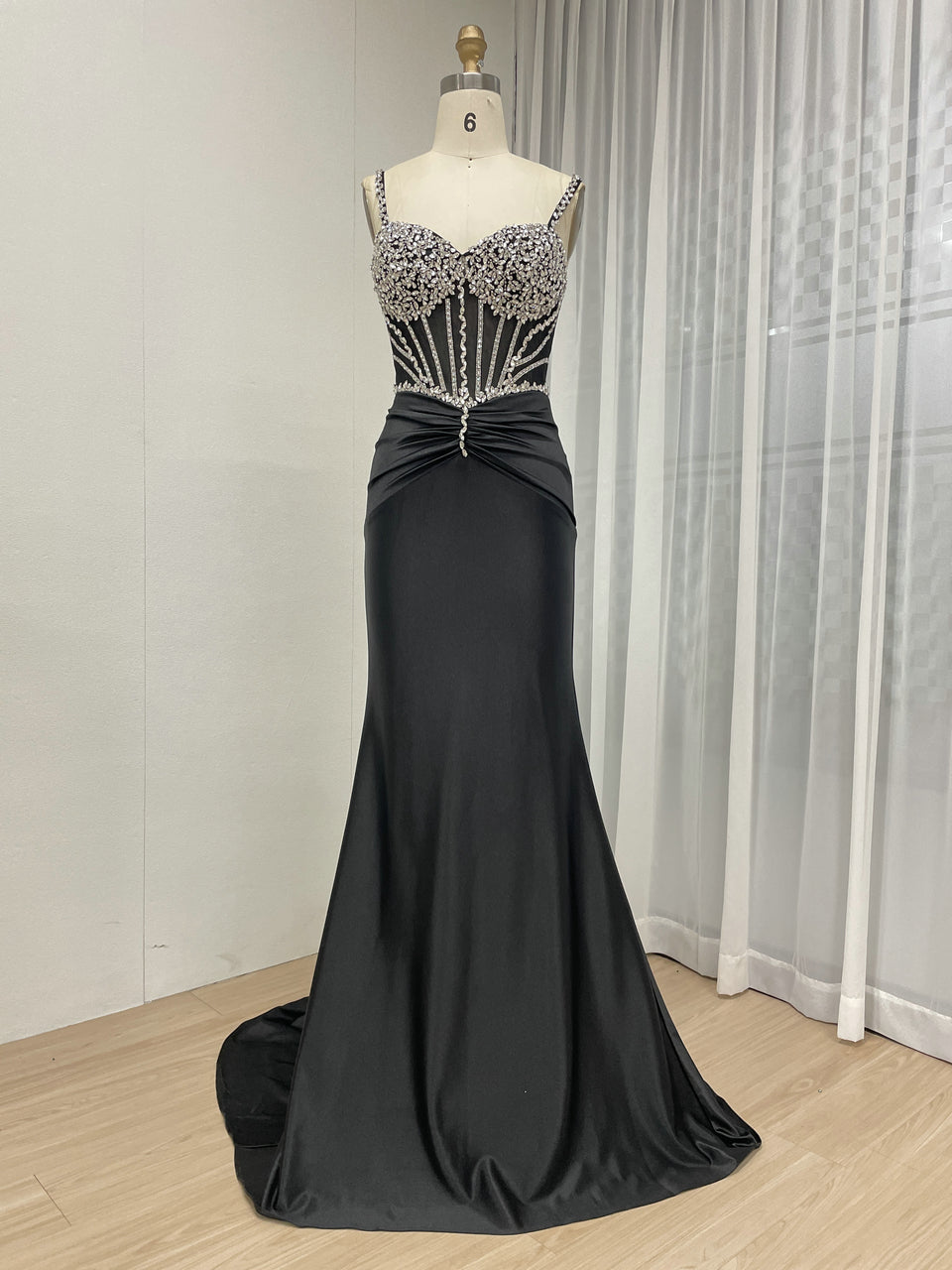Exquisite Hand Beaded Crystal Diamond Sexy Spaghetti Strap Mermaid Prom Evening Gown MB40423
