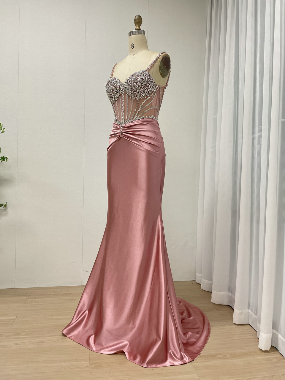 Exquisite Hand Beaded Crystal Diamond Sexy Spaghetti Strap Mermaid Prom Evening Gown MB40423