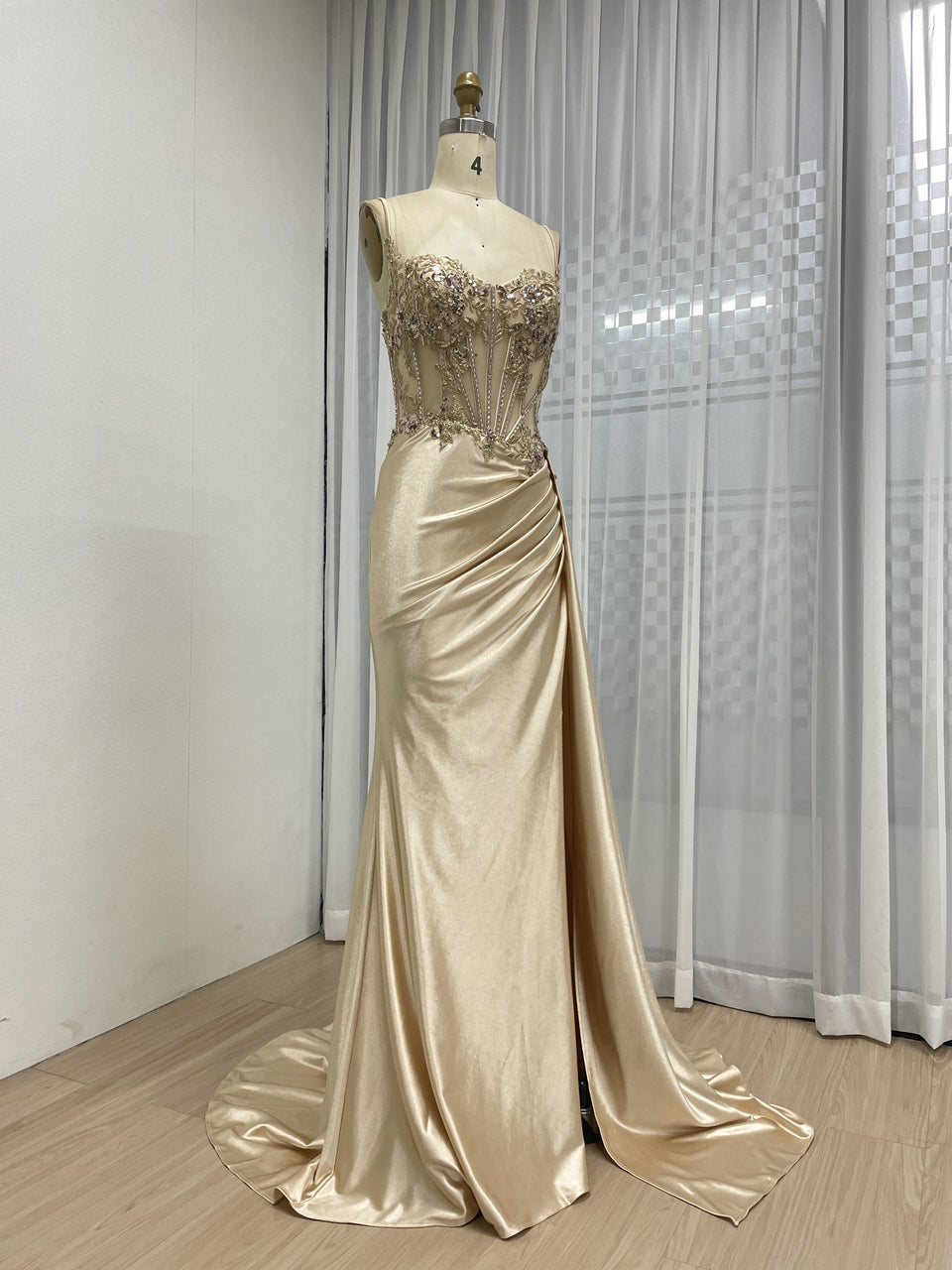 Sexy High Slit Mermaid Evening Dress Beautiful 3D Floral Embroidery With Graceful Side Skirt MB40424