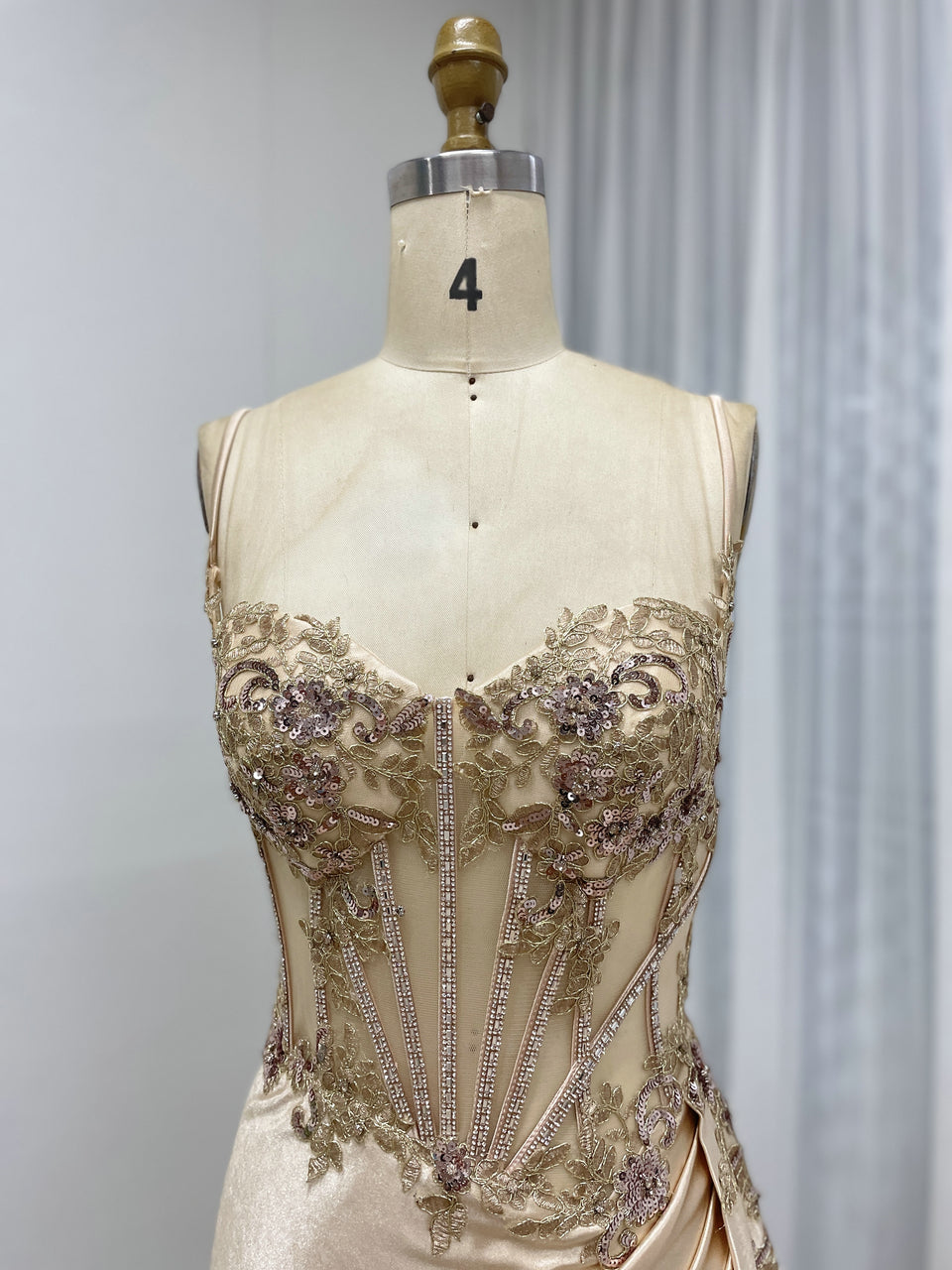 Sexy High Slit Mermaid Evening Dress Beautiful 3D Floral Embroidery With Graceful Side Skirt MB40424