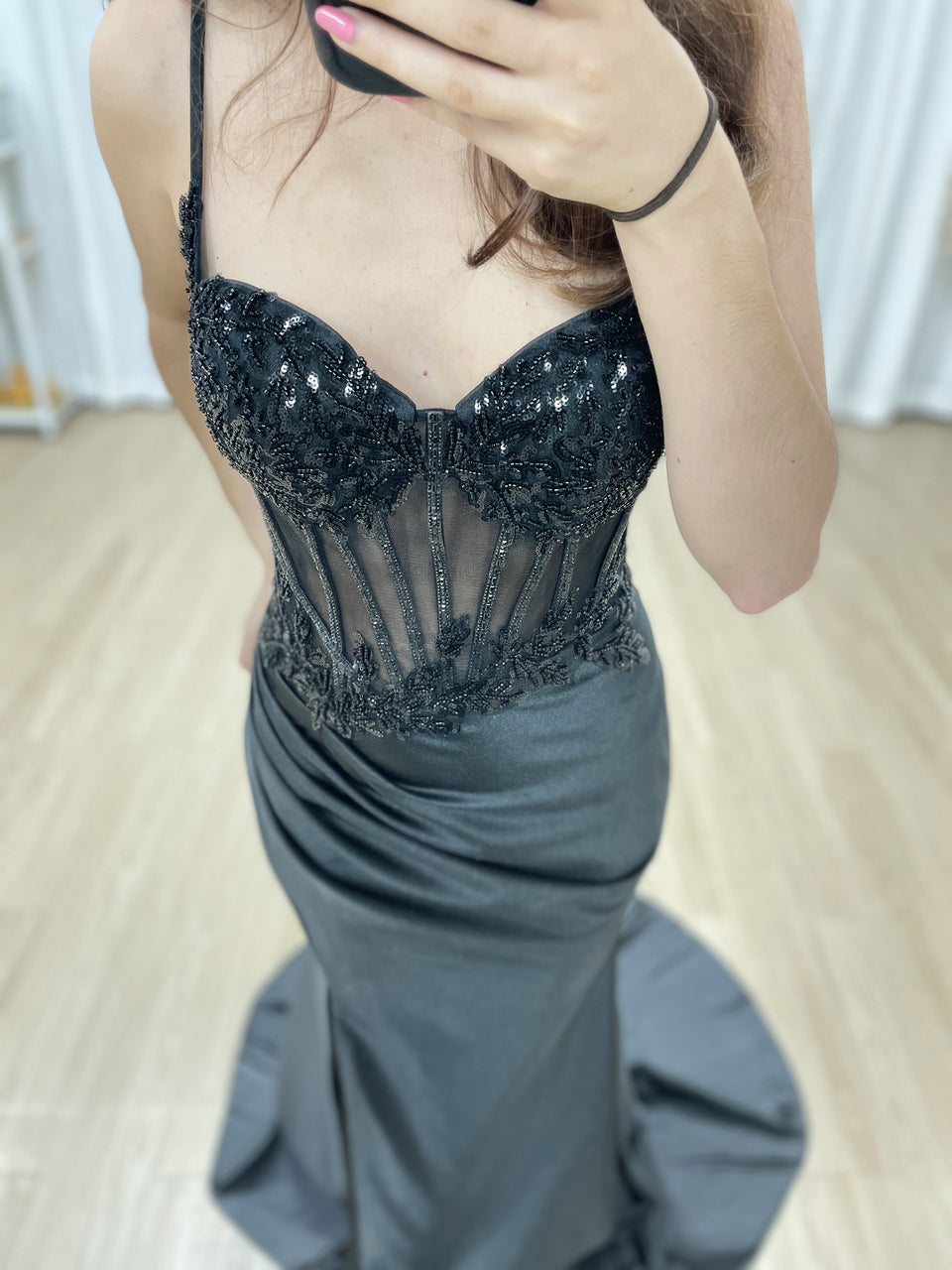 Stylish Mermaid Prom Evening Gown With Sexy High Slit 3D Floral Embroidery for Party MB40426