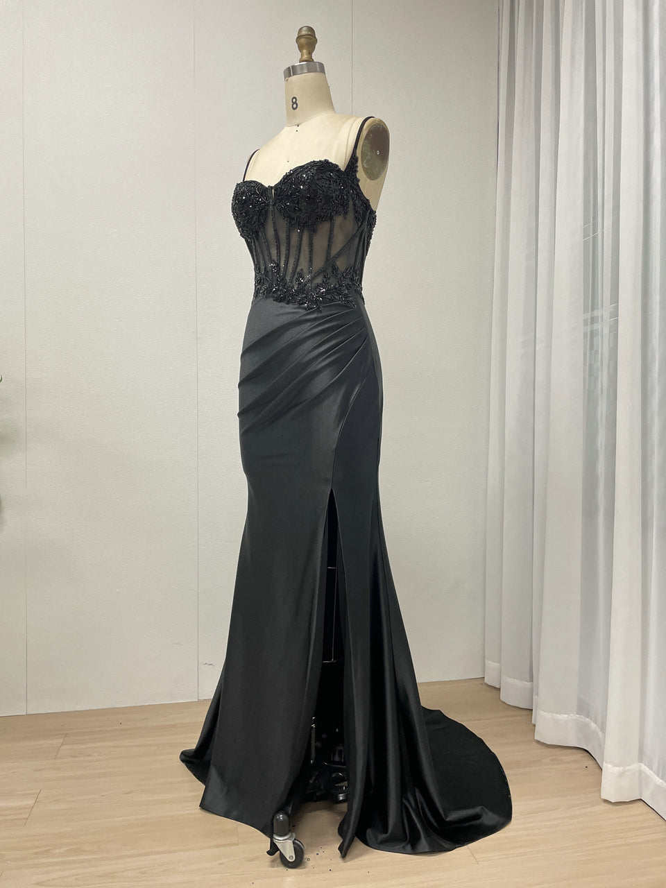Stylish Mermaid Prom Evening Gown With Sexy High Slit 3D Floral Embroidery for Party MB40426