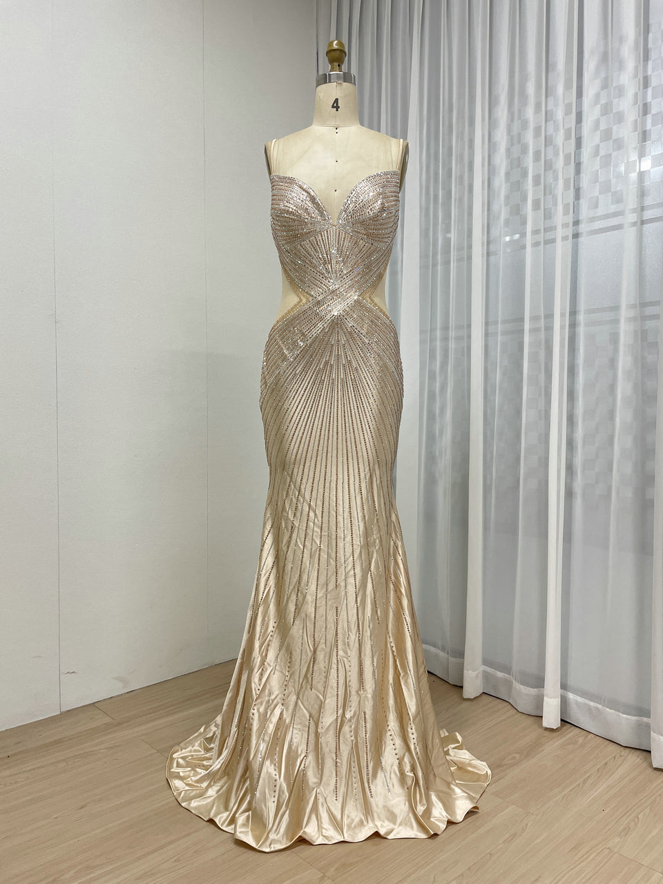 Sexy Spaghetti Strap V Neck Sheer Waist Mermaid Prom Evening Gown for Formal MB40428