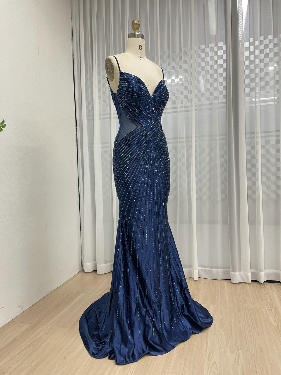 Sexy Spaghetti Strap V Neck Sheer Waist Mermaid Prom Evening Gown for Formal MB40428