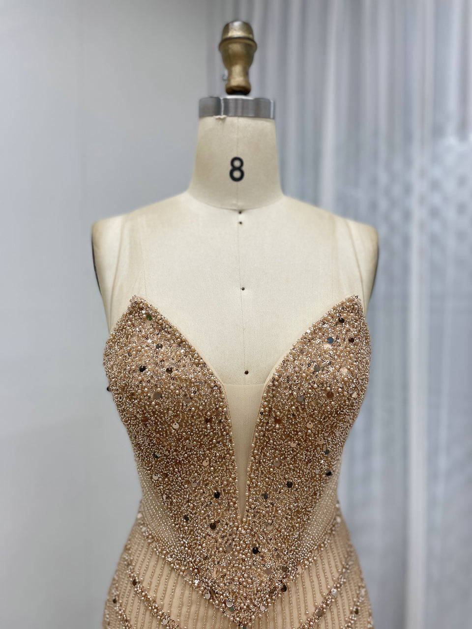 Sexy Sleeveless V Neck Crystal Beading Mermaid Prom Evening Gown MB40431