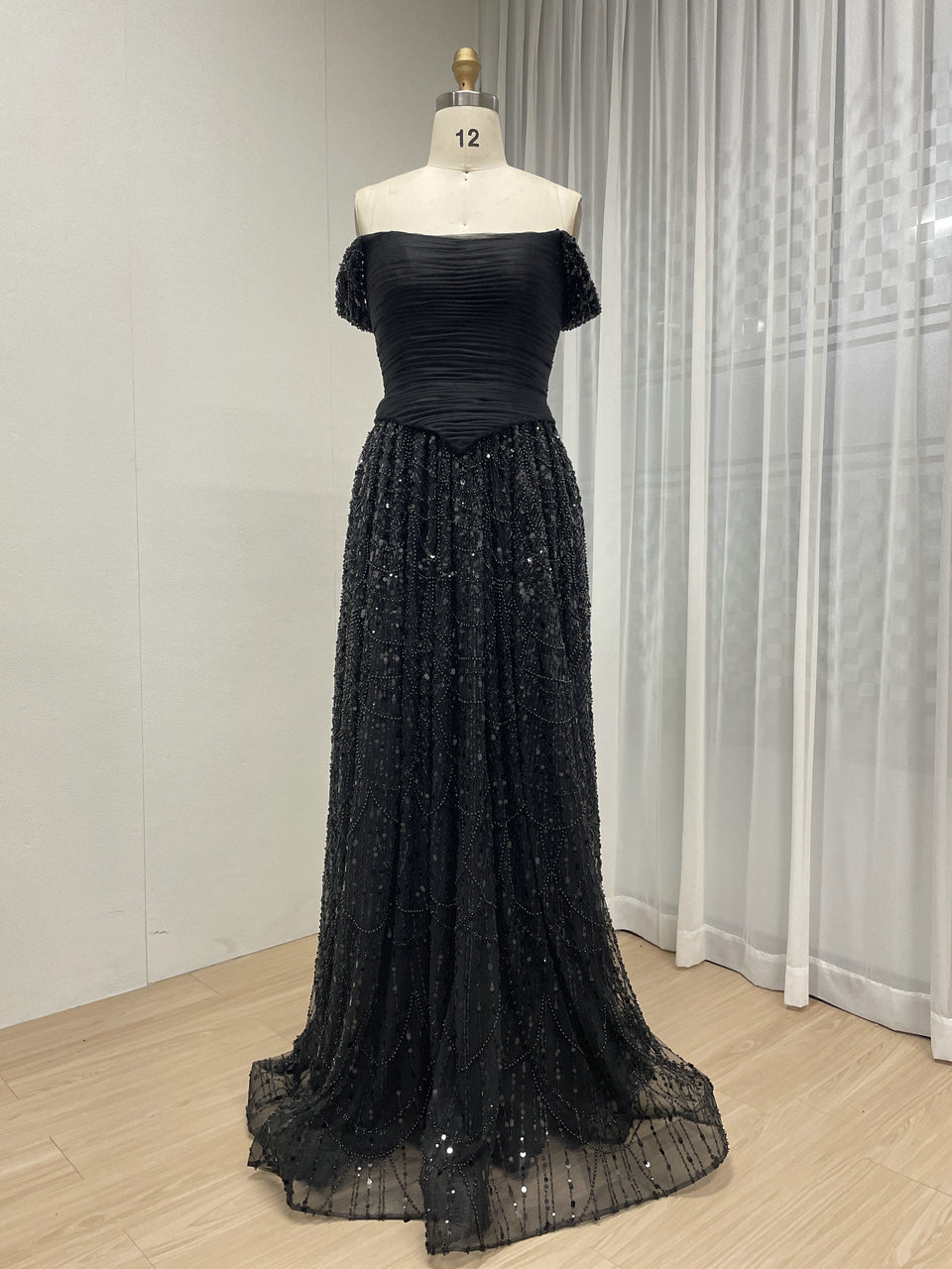 Elegant Off the Shoulder a Line Prom Evening Gown With Handmade Beading MB40432