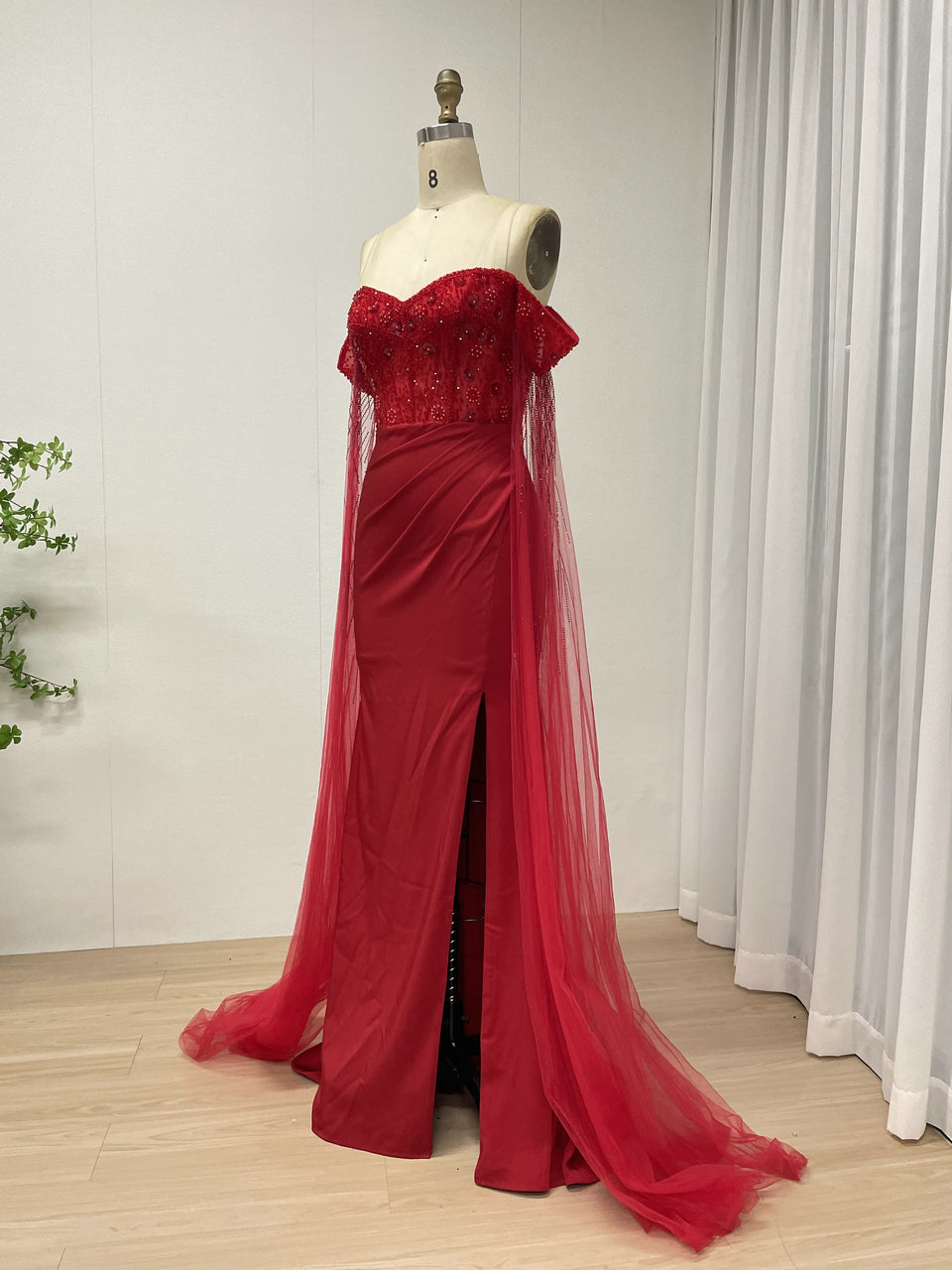 Luxury Elegant Mermaid Prom Evening Gown With Beautiful Beaded Floral MB40434