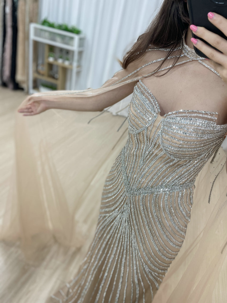 Luxurious Exquisite Beaded Crystal Prom Evening Gown With Elegant Cap Sleeve for Formal Occasion MB40435