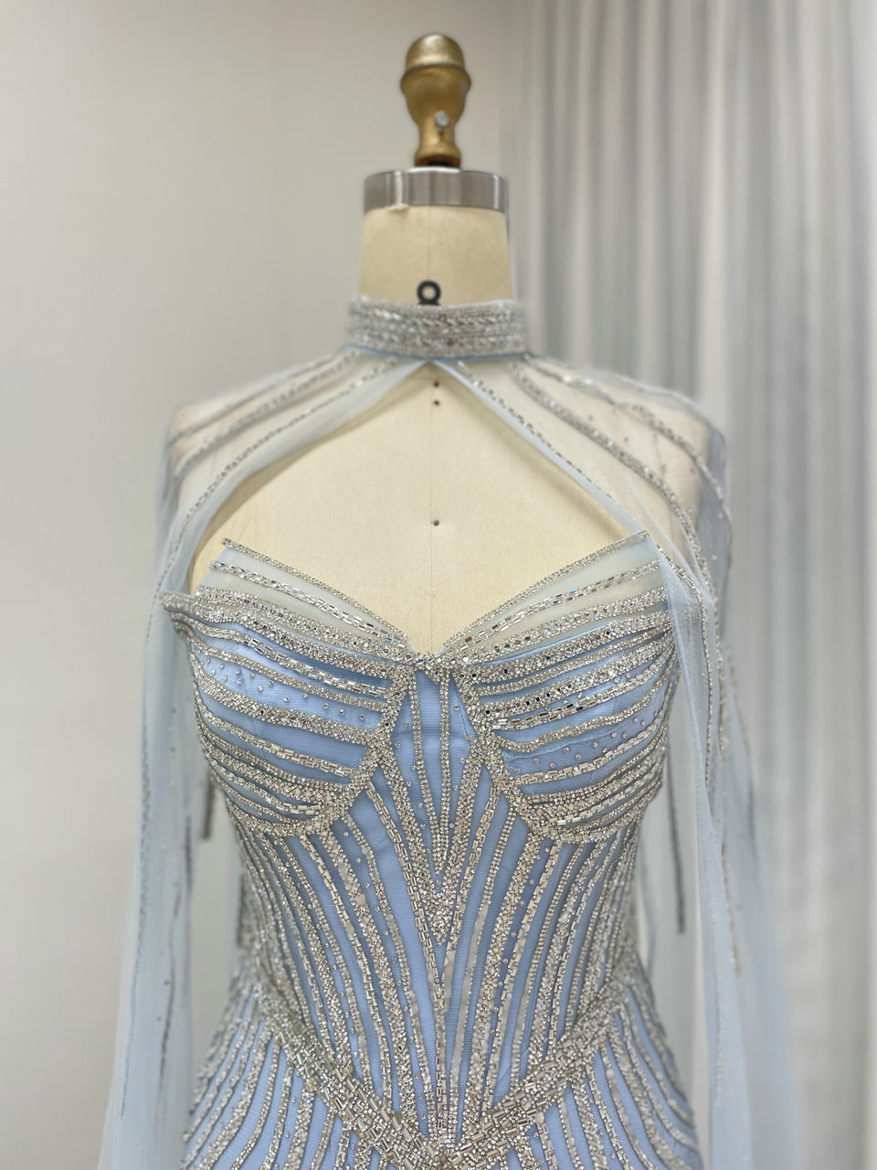 Luxurious Exquisite Beaded Crystal Prom Evening Gown With Elegant Cap Sleeve for Formal Occasion MB40435