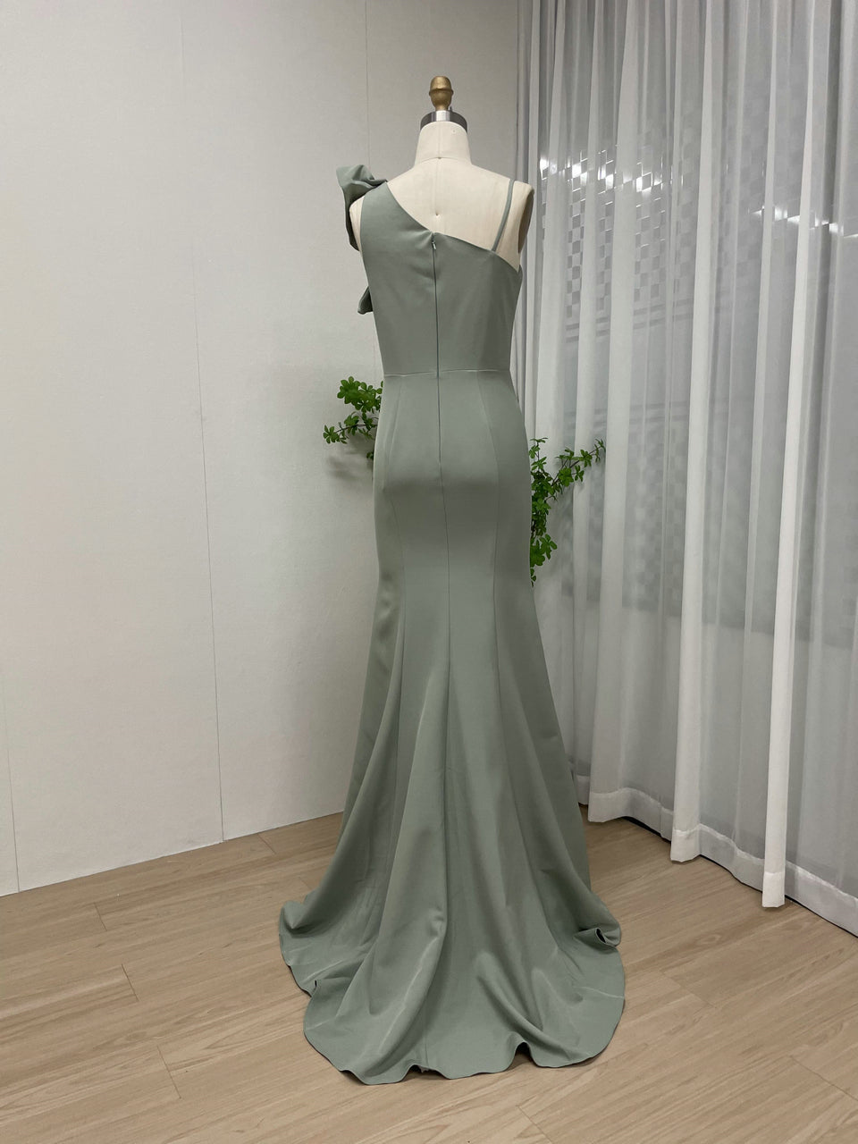 Green One-Shoulder Mermaid Evening Gown - Ruffle Shoulder Formal Dress MC20049
