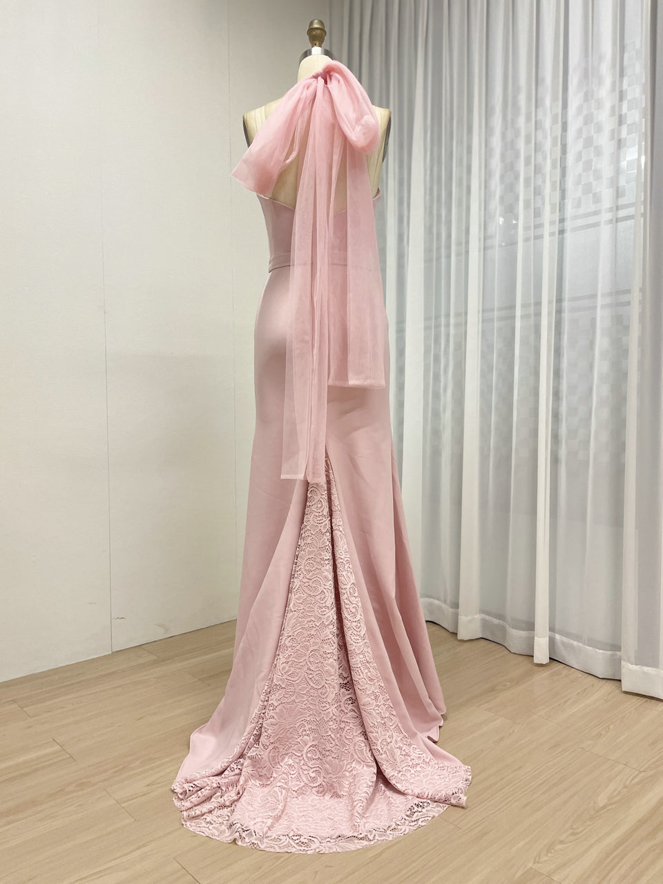 Pink Tulle Halter Neck Mermaid Prom Dress - Elegant Formal Gown MC20078