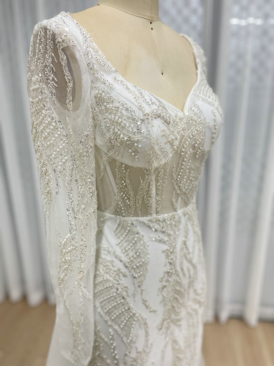 White Long Sleeve Beaded Evening Gown Tulle Train Wedding Prom MY20004-2