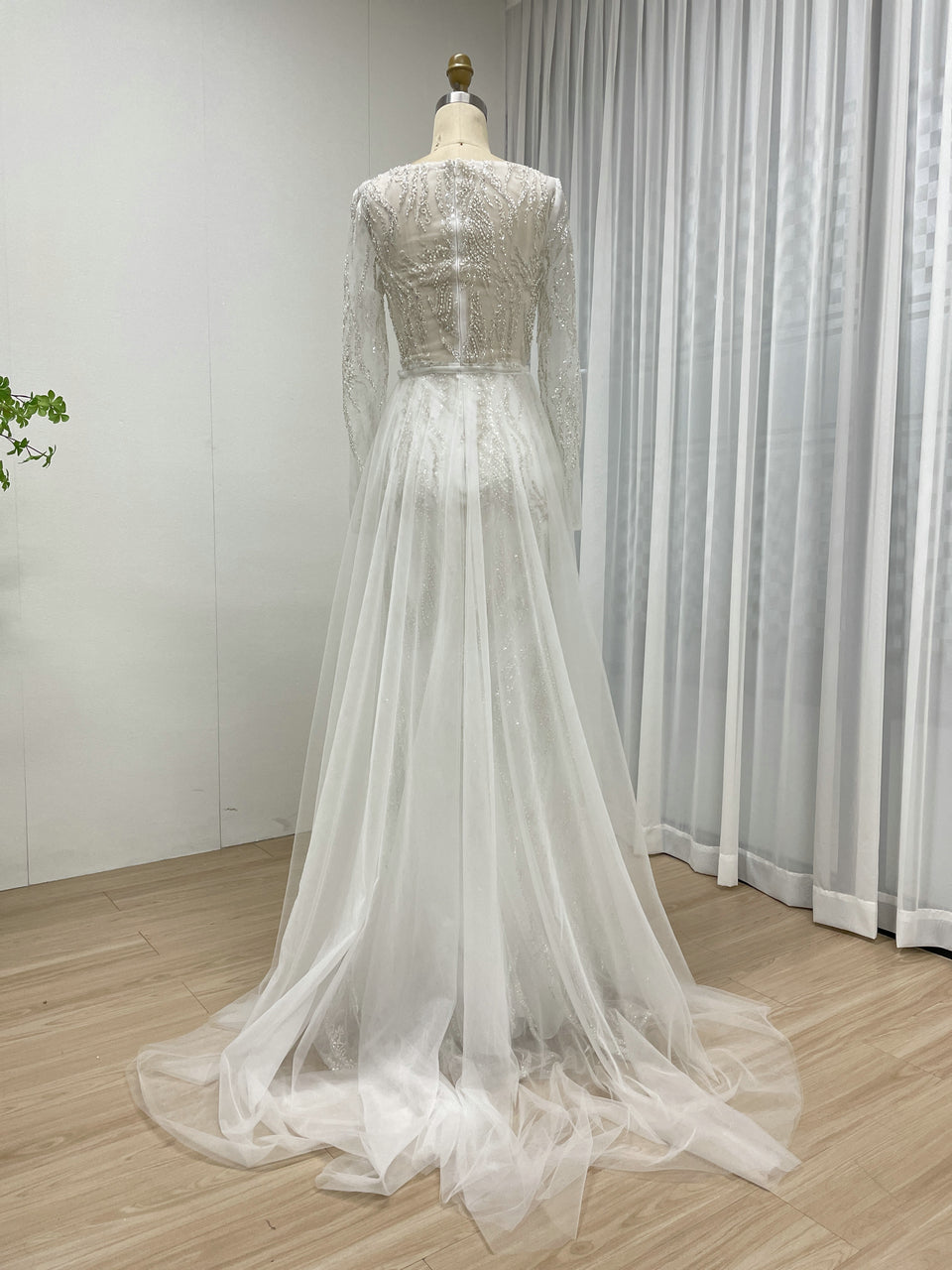 White Long Sleeve Beaded Evening Gown Tulle Train Wedding Prom MY20004-2