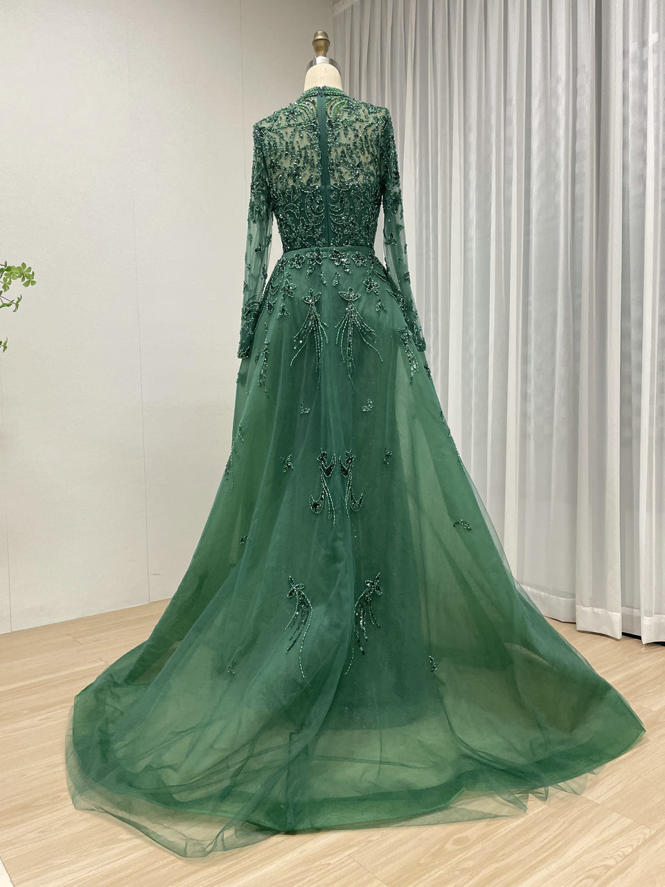 Green Long Sleeve Beaded A-Line Evening Gown with Crystal Vine Pattern Prom Dress Women MY30035B