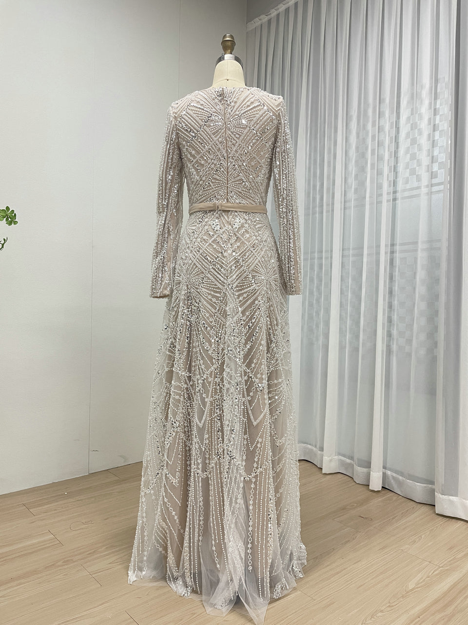 Elegant Black Beaded Dress Long Sleeves Train Cocktail Style MY30076-2