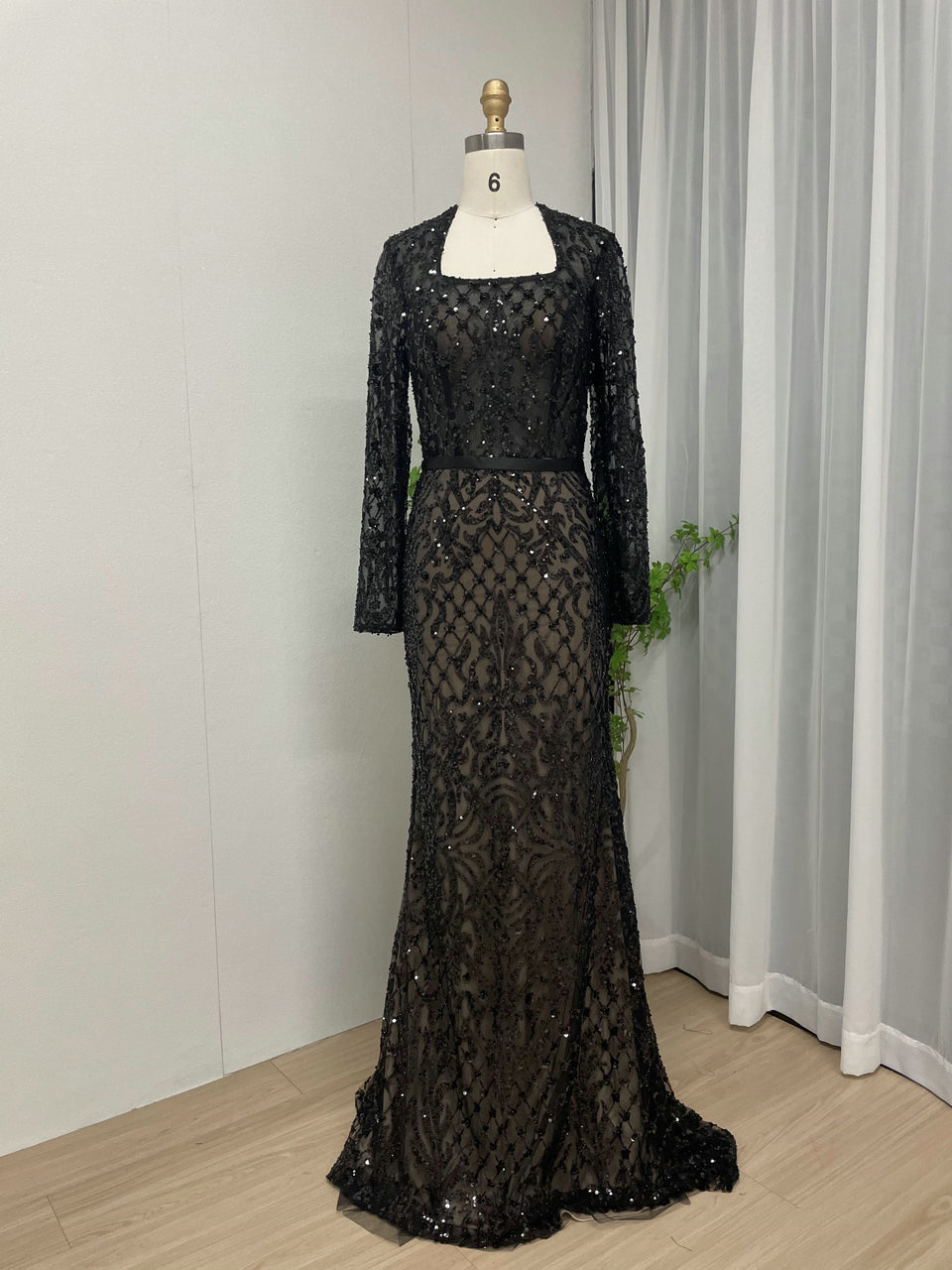 Luxury Black Long Sleeve Formal Dress Mermaid Beaded Evening Gown MY30079