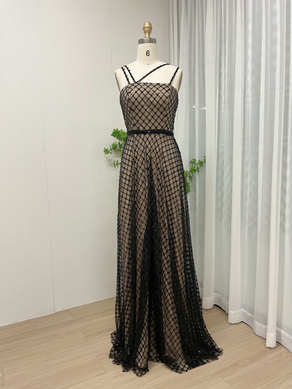 Elegant Pearl Embellished A-Line Evening Gown - Geometric Pattern Formal Maxi Dress MY30080