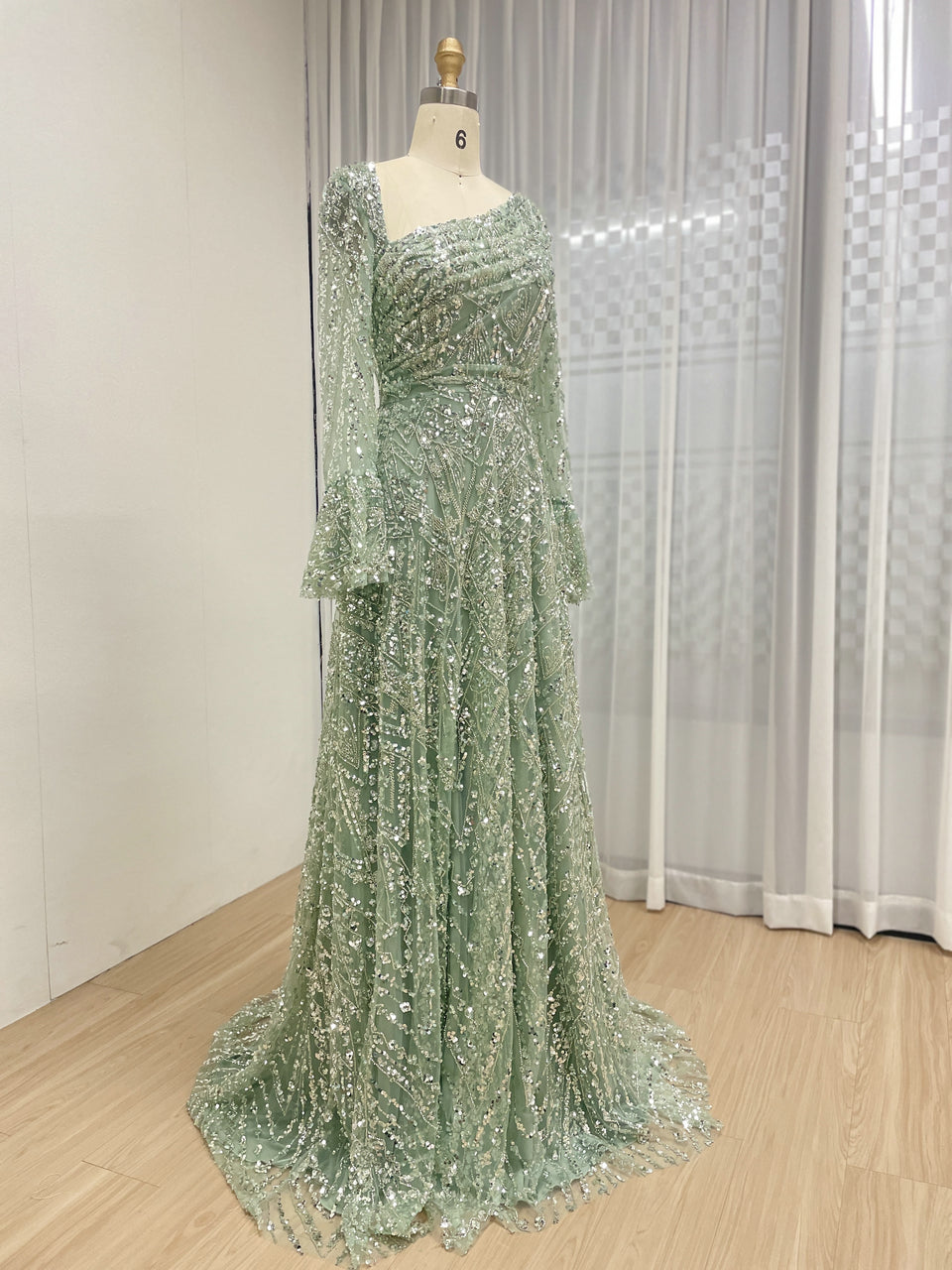 Elegant Sequined Flared Sleeves Flowing Skirt Luxury Evening Wear for Special Occasions MY30089-2