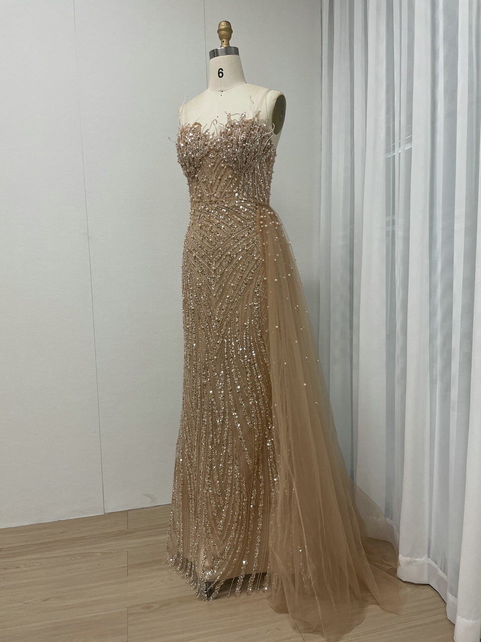 Elegant Black Dress with Train for Formal Events MY30093-3