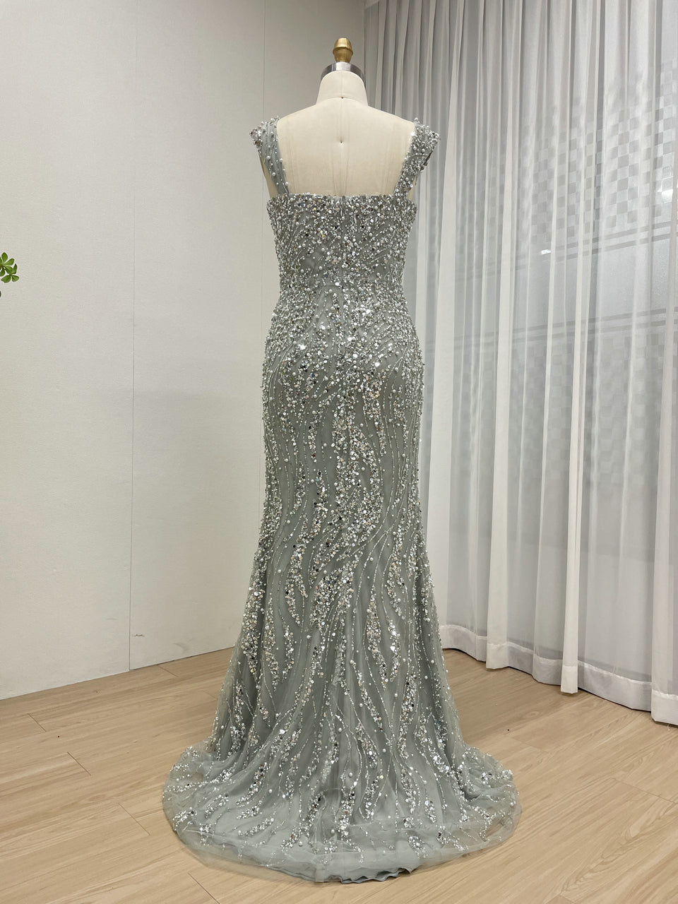 Glamorous Beaded Sweetheart Neckline Mermaid Evening Gown Crystal Embellished Flowy Tulle Formal Prom Dress Women MY30108-3