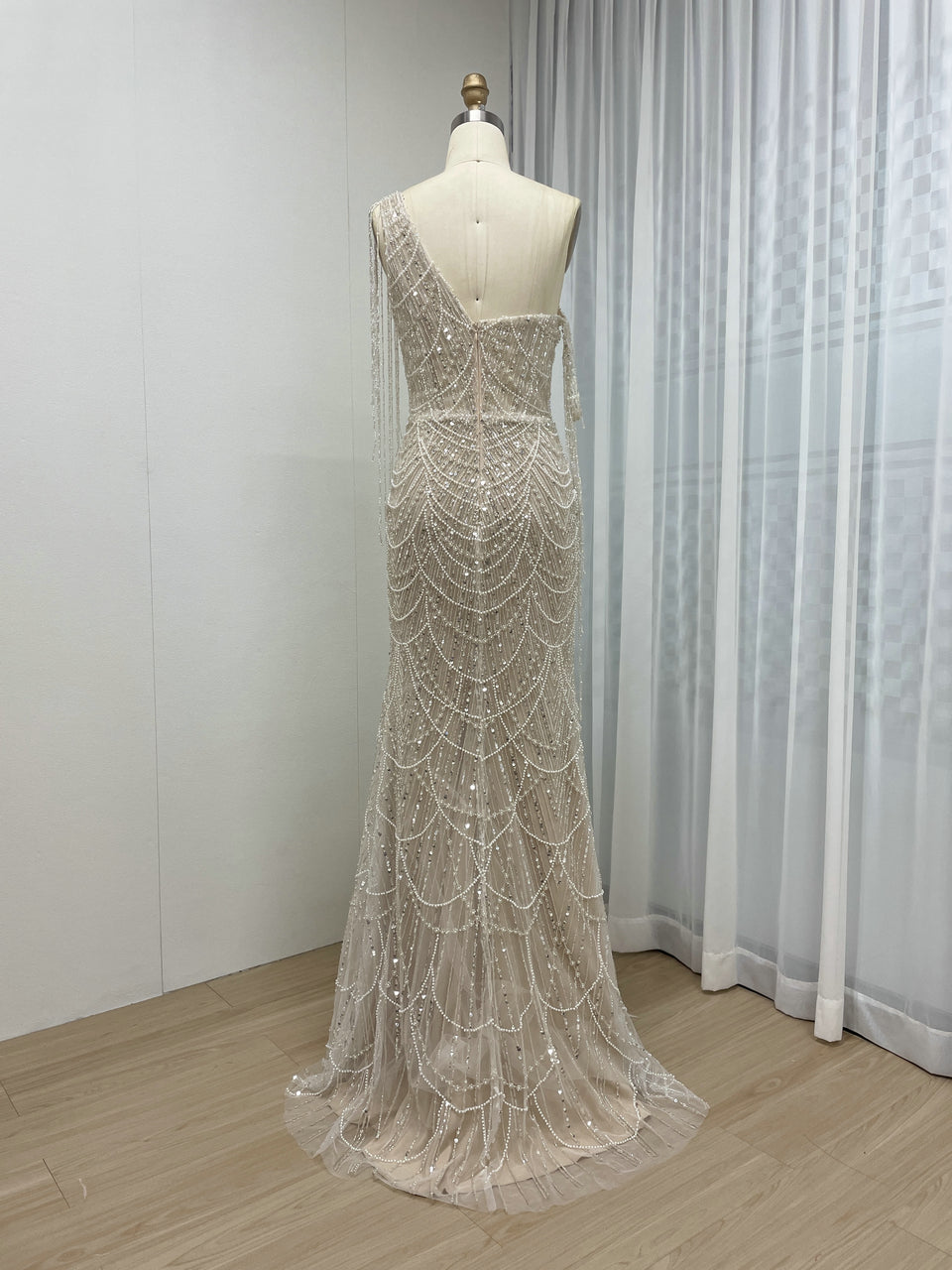 Elegant Beaded One-Shoulder Dress for Events MY30115