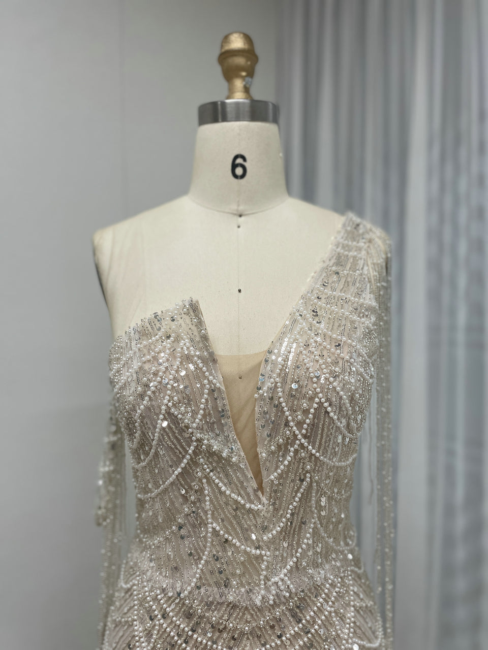 Elegant Beaded One-Shoulder Dress for Events MY30115