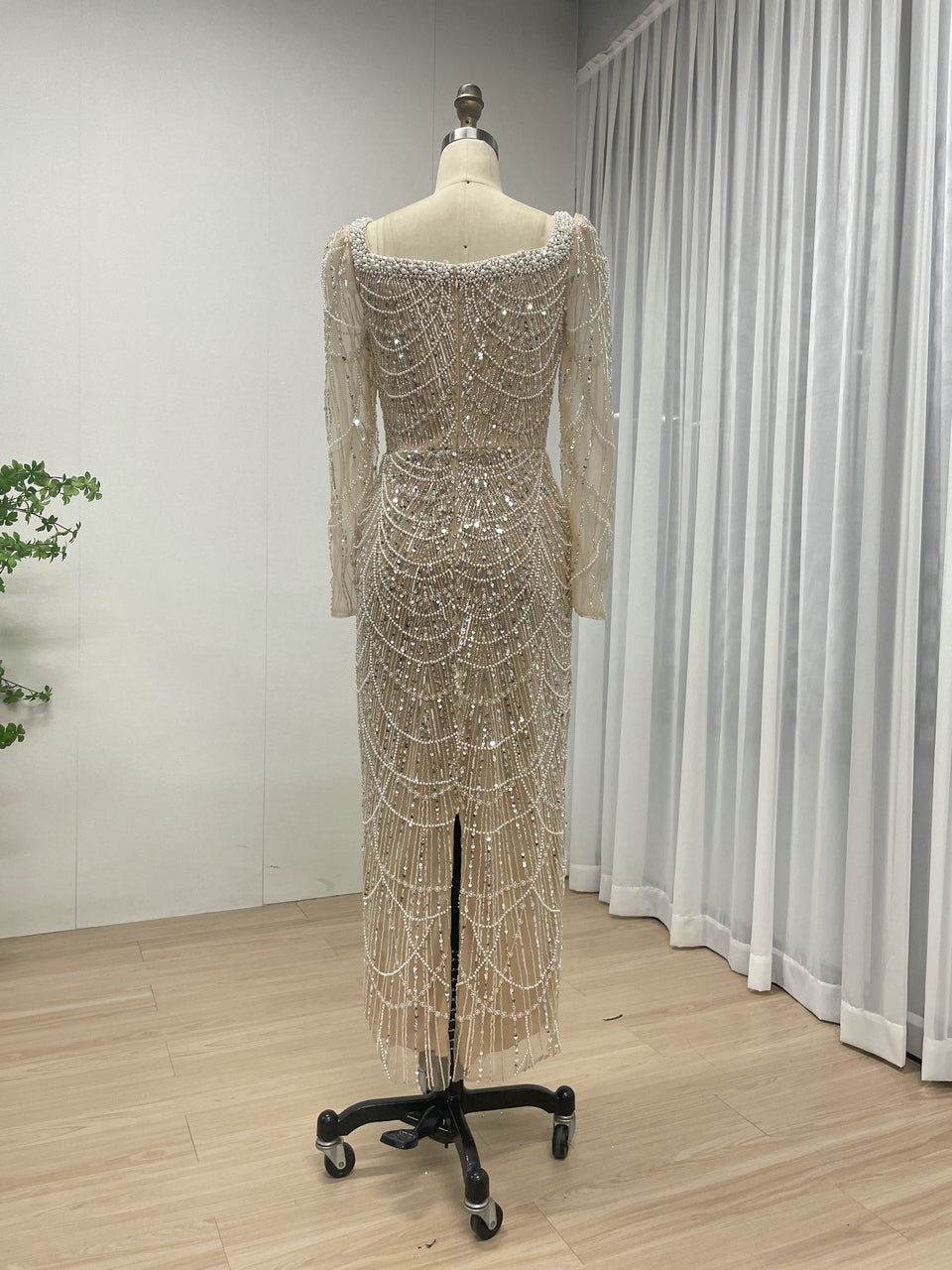 Chic Long-Sleeve Red beaded Gown for Gala Nights MY30137