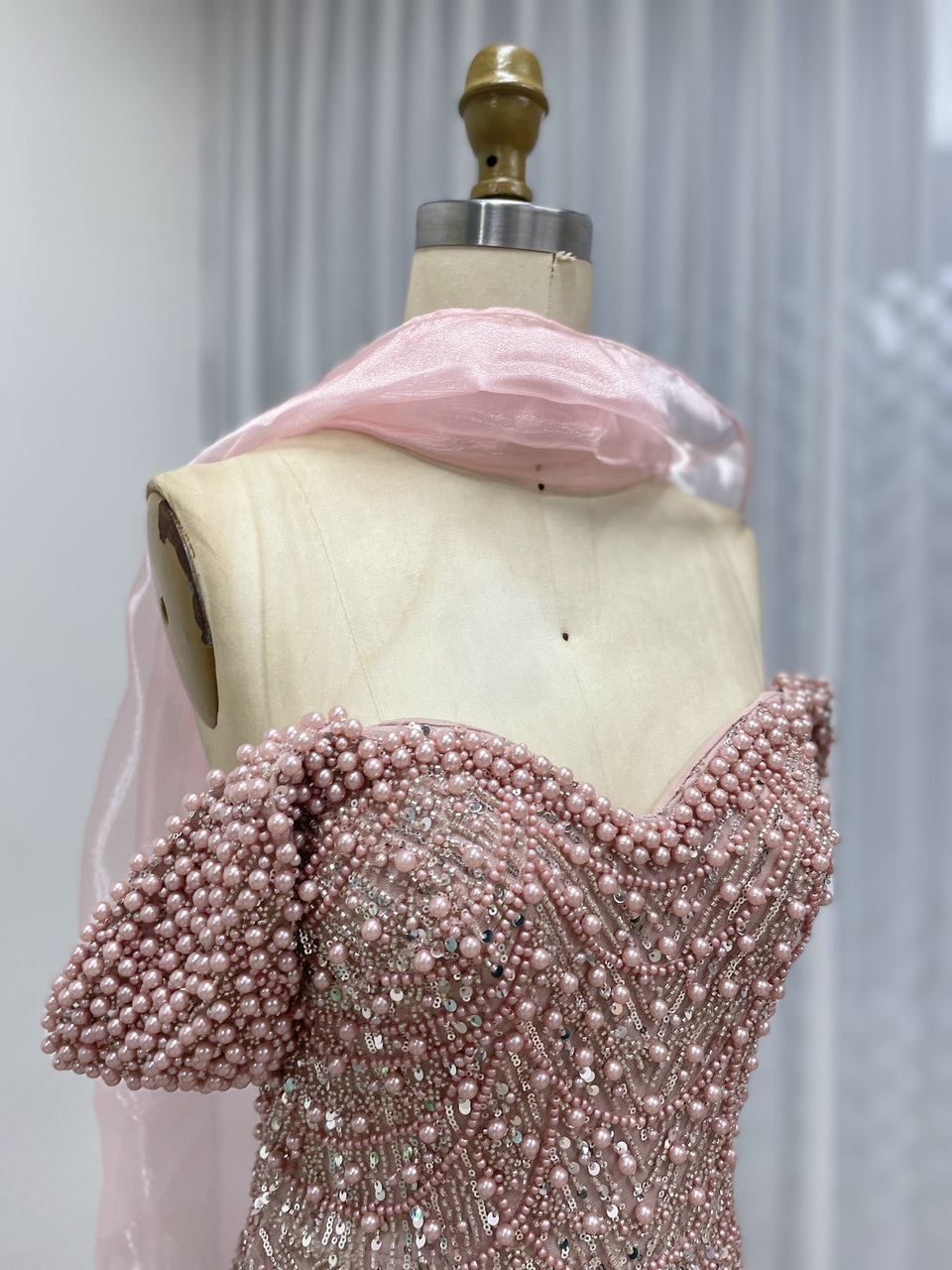 New Arrival Rhinestone Slit Prom Dress Mermaid Pink Beaded Off-Shoulder Evening Gown MY30167