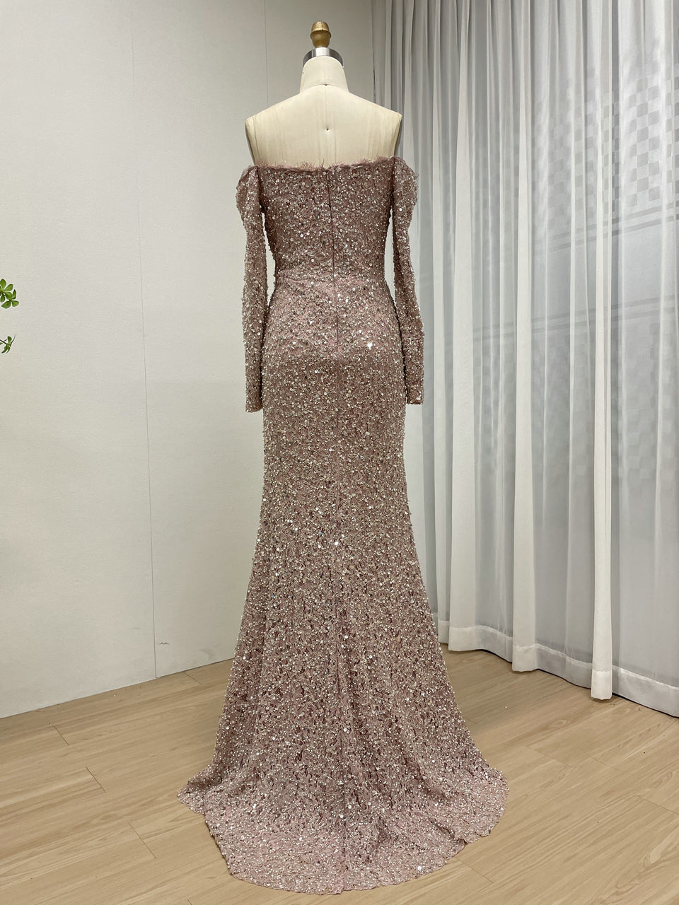Romantic Pink Tulle Ball Gown sweetheart Neck Applique MY30170