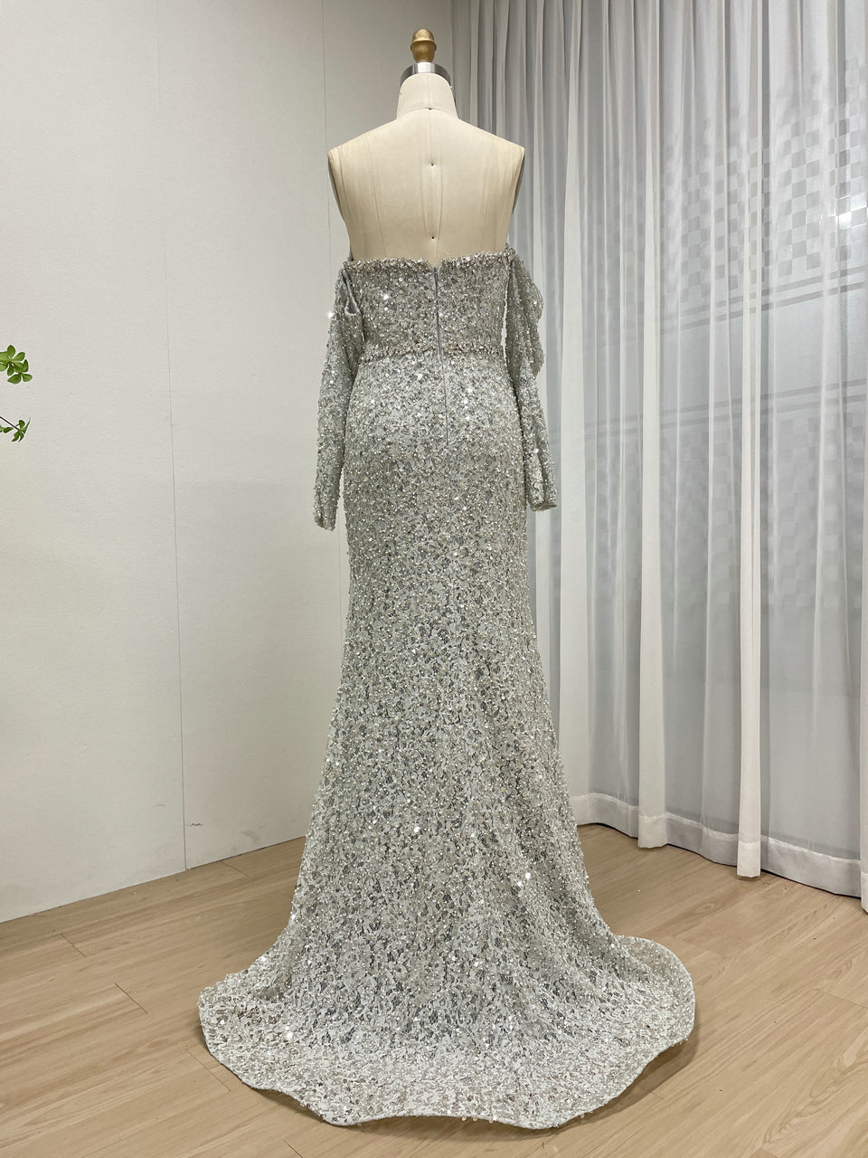 Elegant Sheath Long Dress High Slit for Formal Occasions MY30189