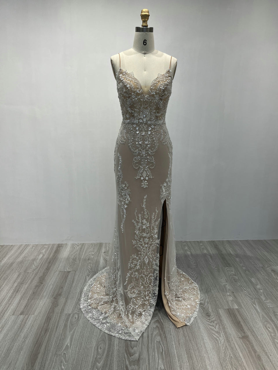 Elegant Ivory Lace Slit Dress – Lace Applique Mermaid Gown for Special Occasions YD22203