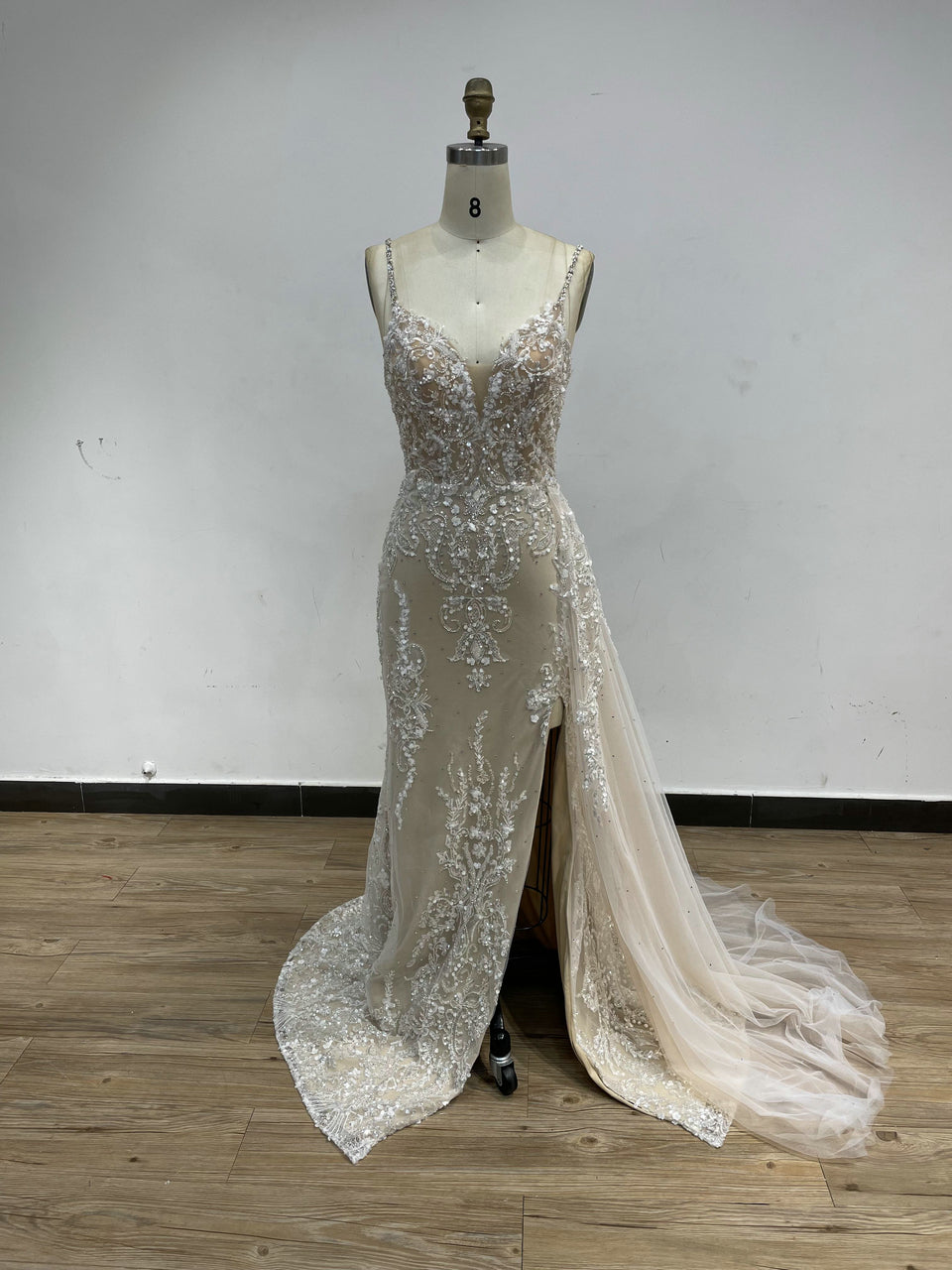 Strap Sweetheart Beading Lace Prom Dress GJE005
