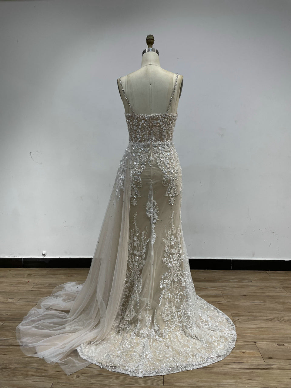 Strap Sweetheart Beading Lace Prom Dress GJE005