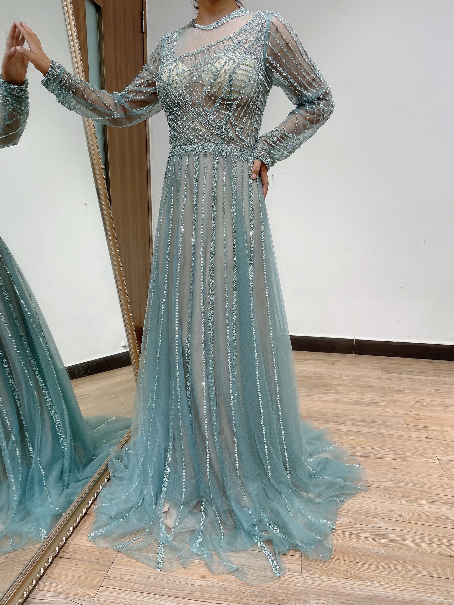 Luxury Sheer Beading Neck A Line Long Sleeve Evening Dress DDS028