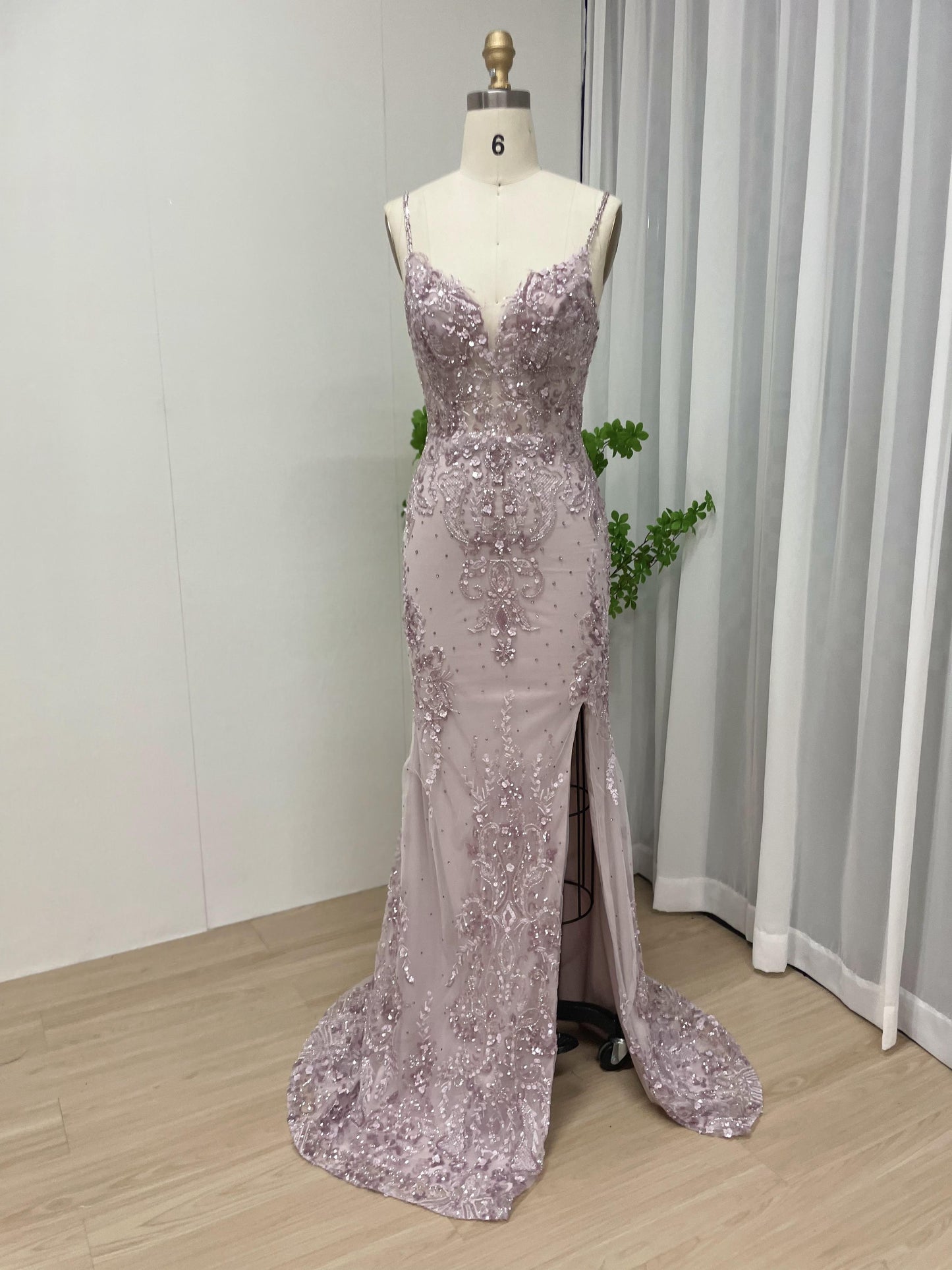 Strap Sweetheart Beading Lace Prom Dress GJE005