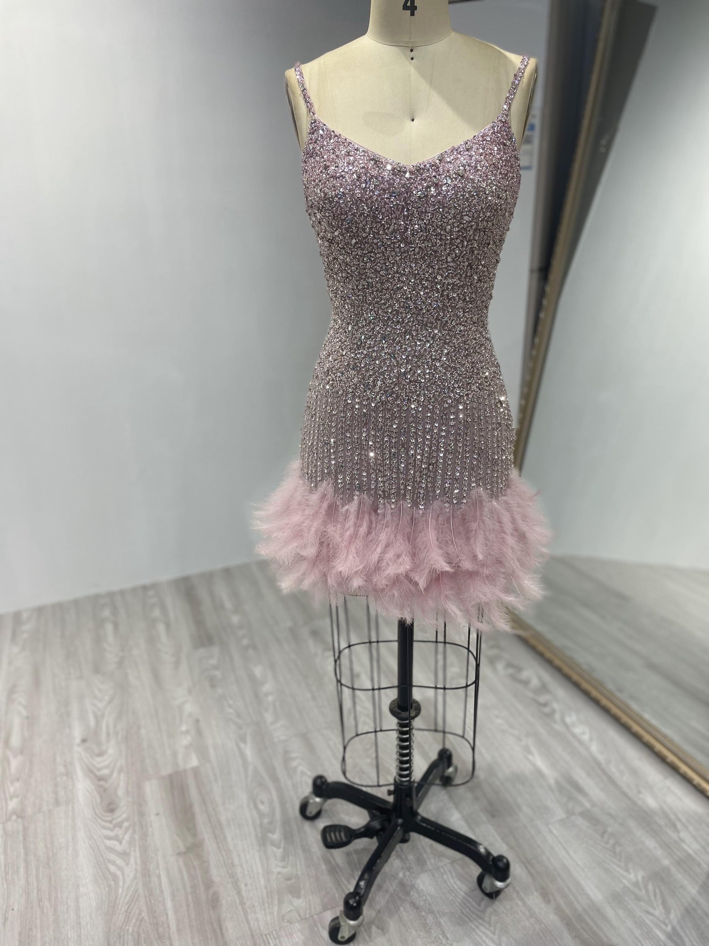 Sexy Backless Beading Feather Short Dress MB40002