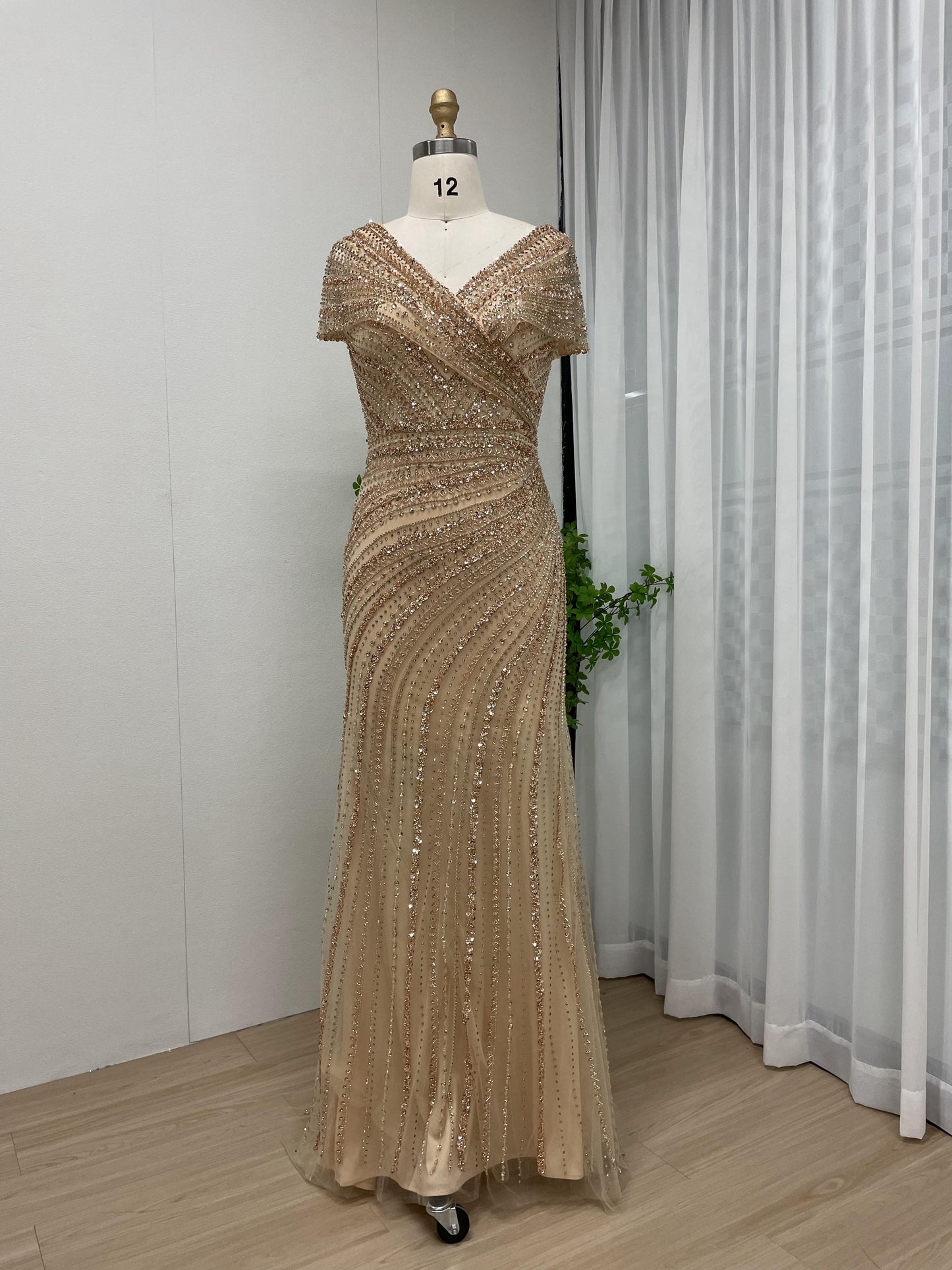 Stunning Cap Sleeve Handmade Beading Fitted Party Dress MB40028