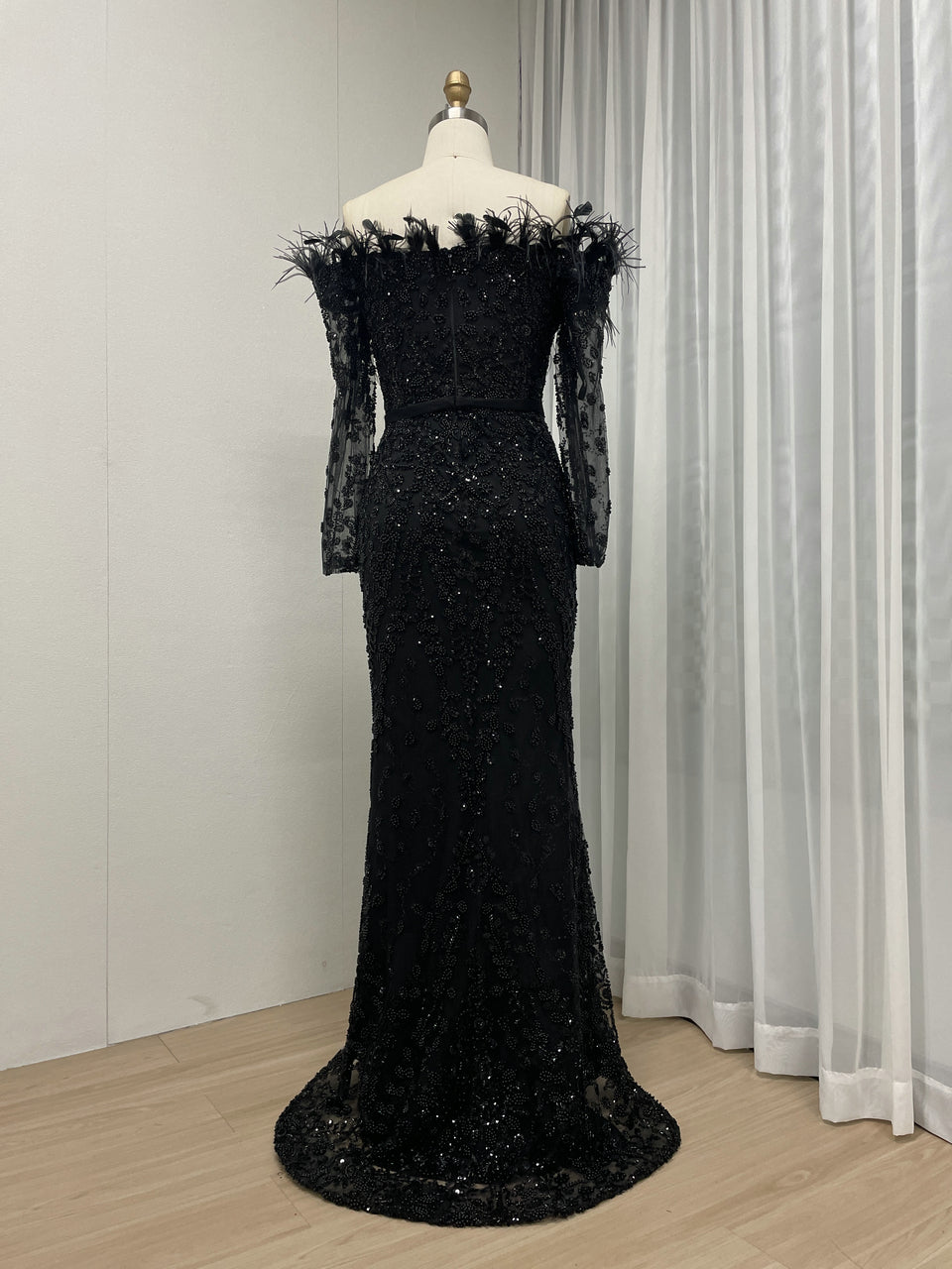 Exclusive Off Shoulder Feather Embelished Green Wedding Party Formal Dress MB40219