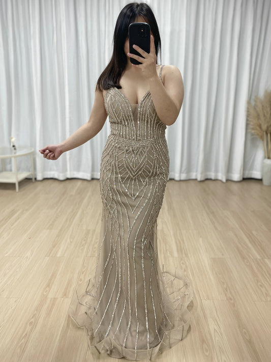 Champagne Luxury Beaded Spaghetti Strap Evening Dresses Deep V Neck Sexy Mermaid Formal Wedding Party Gowns for Ladies MB40290
