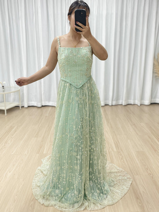 Luxury a Line Spaghetti Strap Evening Gown With Beautiful Exquisite Beaded Suitable for Prom MB40345