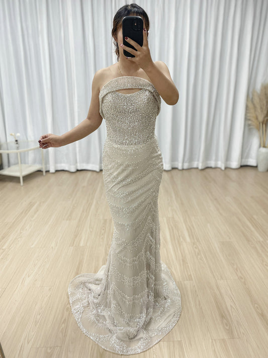 Luxury Champagne Unique Neckline Design Sexy Strapless Evening Gown MB40361