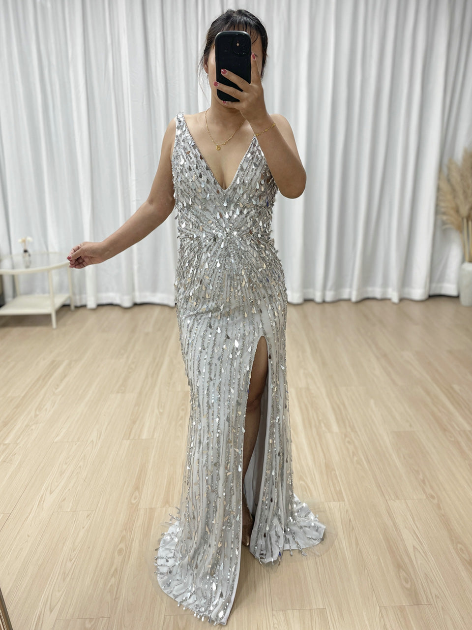 Silver V Neck Evening Gown With Hand Beaded And Hight Slit For Party Dress MB40366